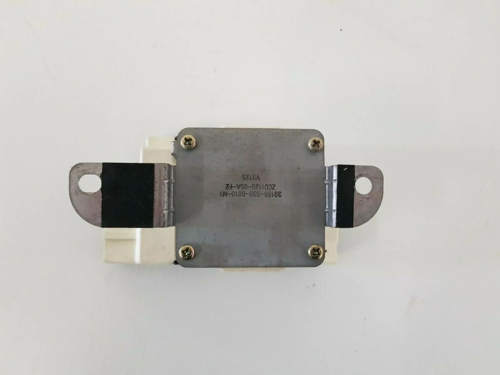 Orijinal Honda Prelude Anten Amplifikatörü 39166-S30-G010-M1 ZCD1120-05A-F2 Y9723