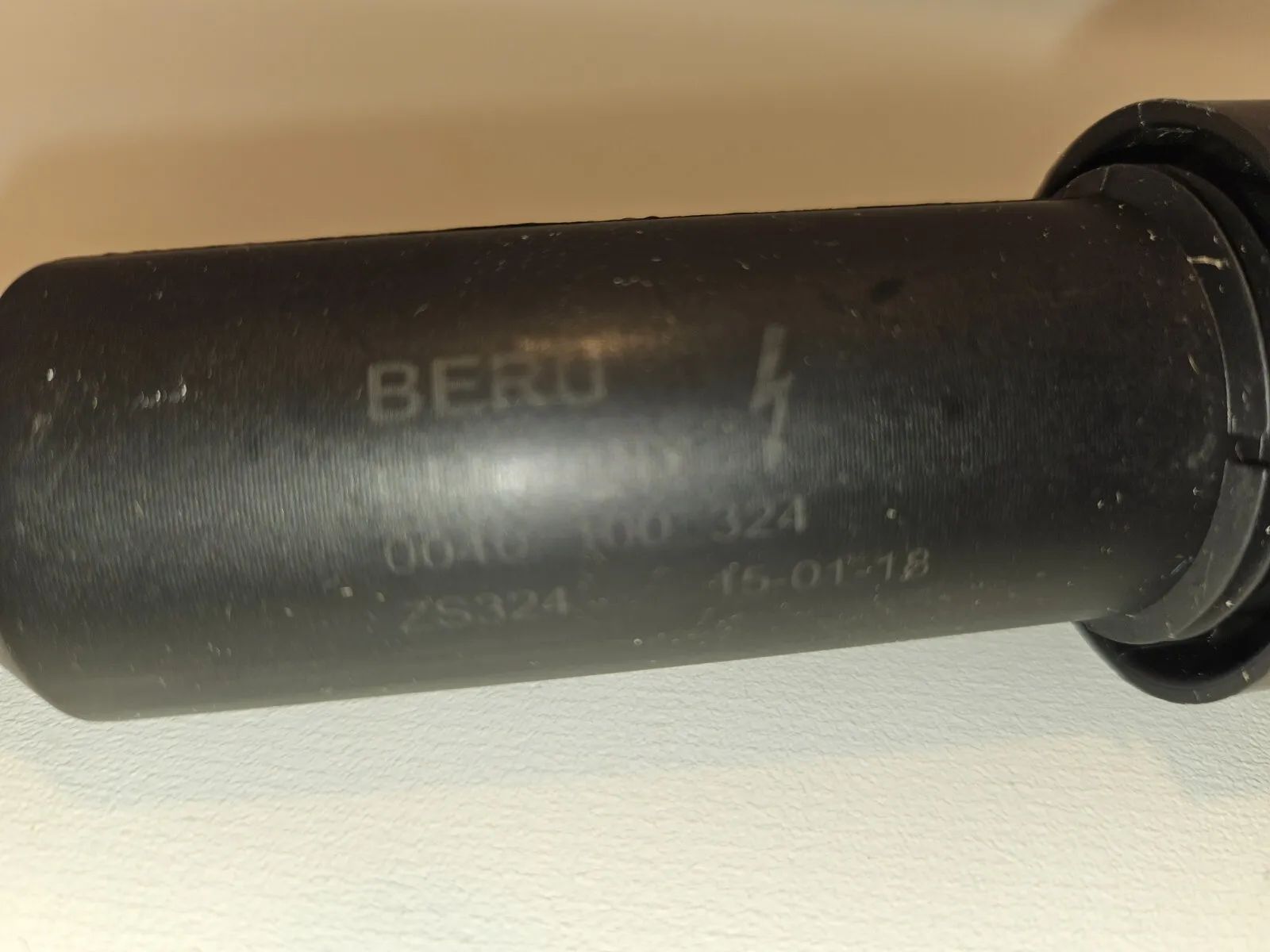 Оригинальная катушка зажигания BMW E46 E39 3 серии 5 серии Beru 0040100324