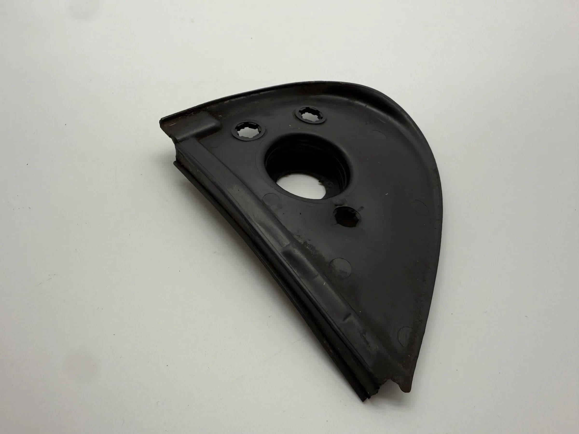 Original Opel Corsa B S93 Außenspiegel Abdichtung Links Schwarz 008062349