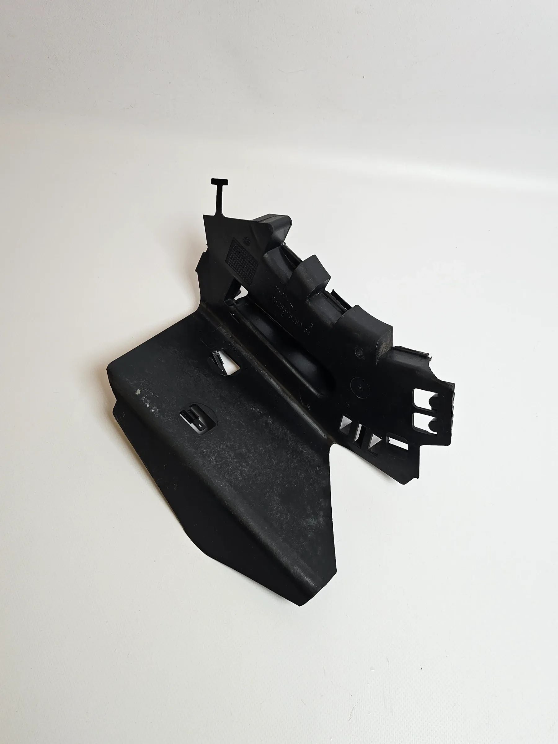 Support de garniture PEUGEOT 206 CC 2D 9625696280