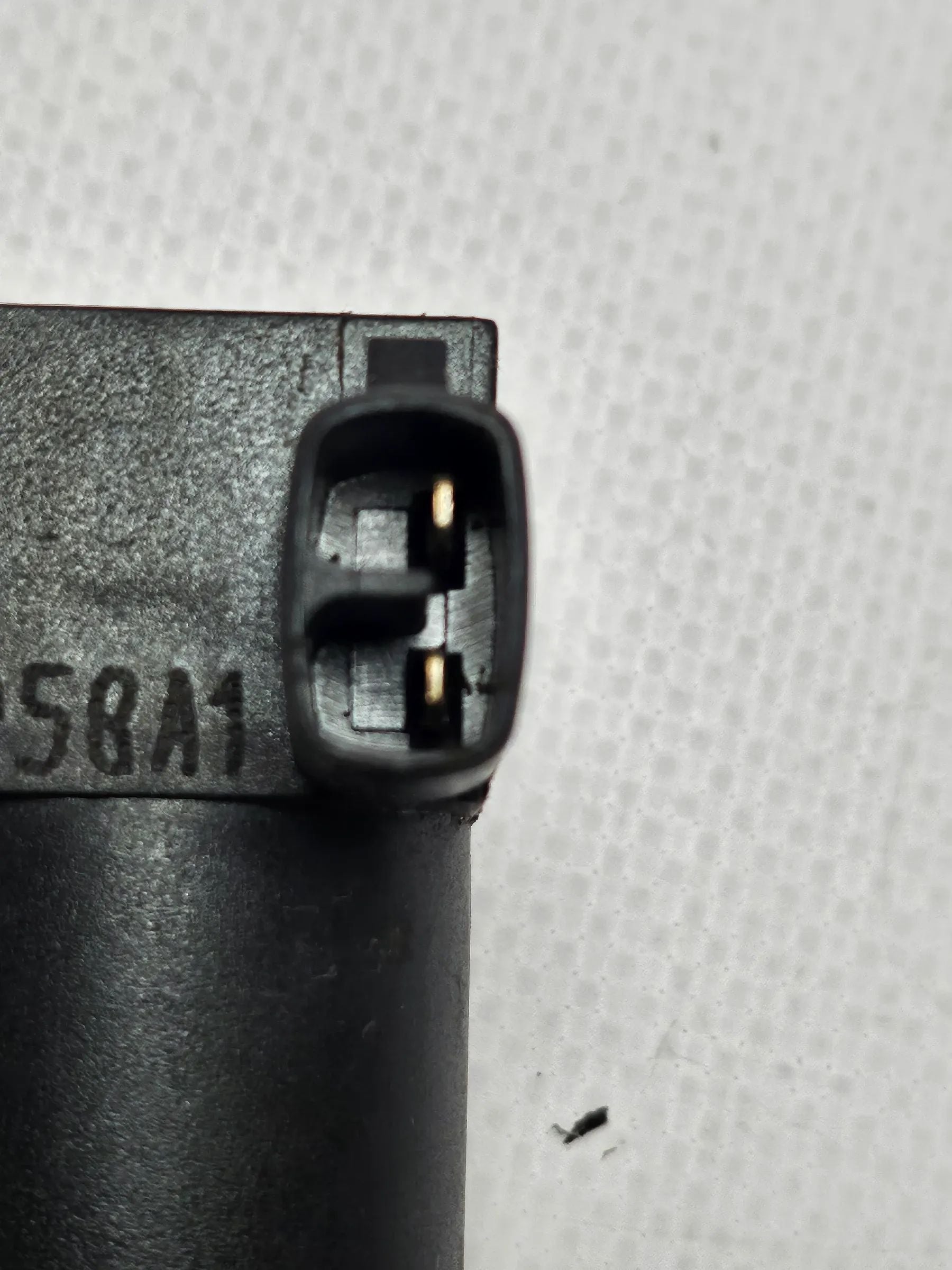 Original BERU Renault Megane Dacia Duster Logan ignition coil 7700875000 