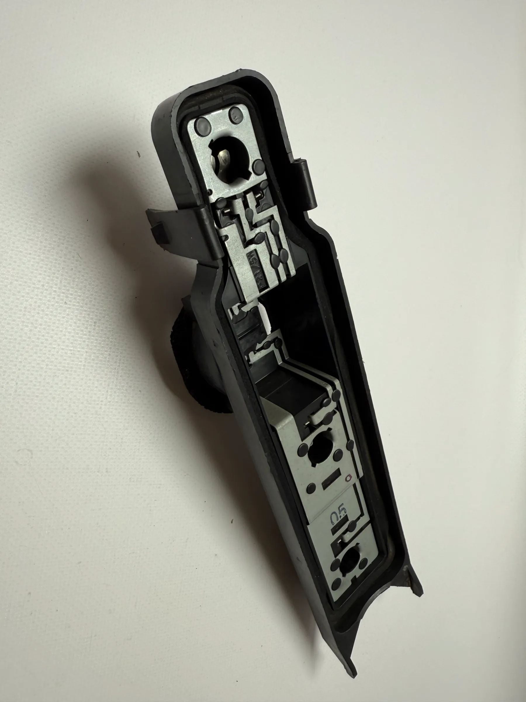 Original Ford Focus I 1 Turnier lamp holder rear light rear R/L XS4X13N004E