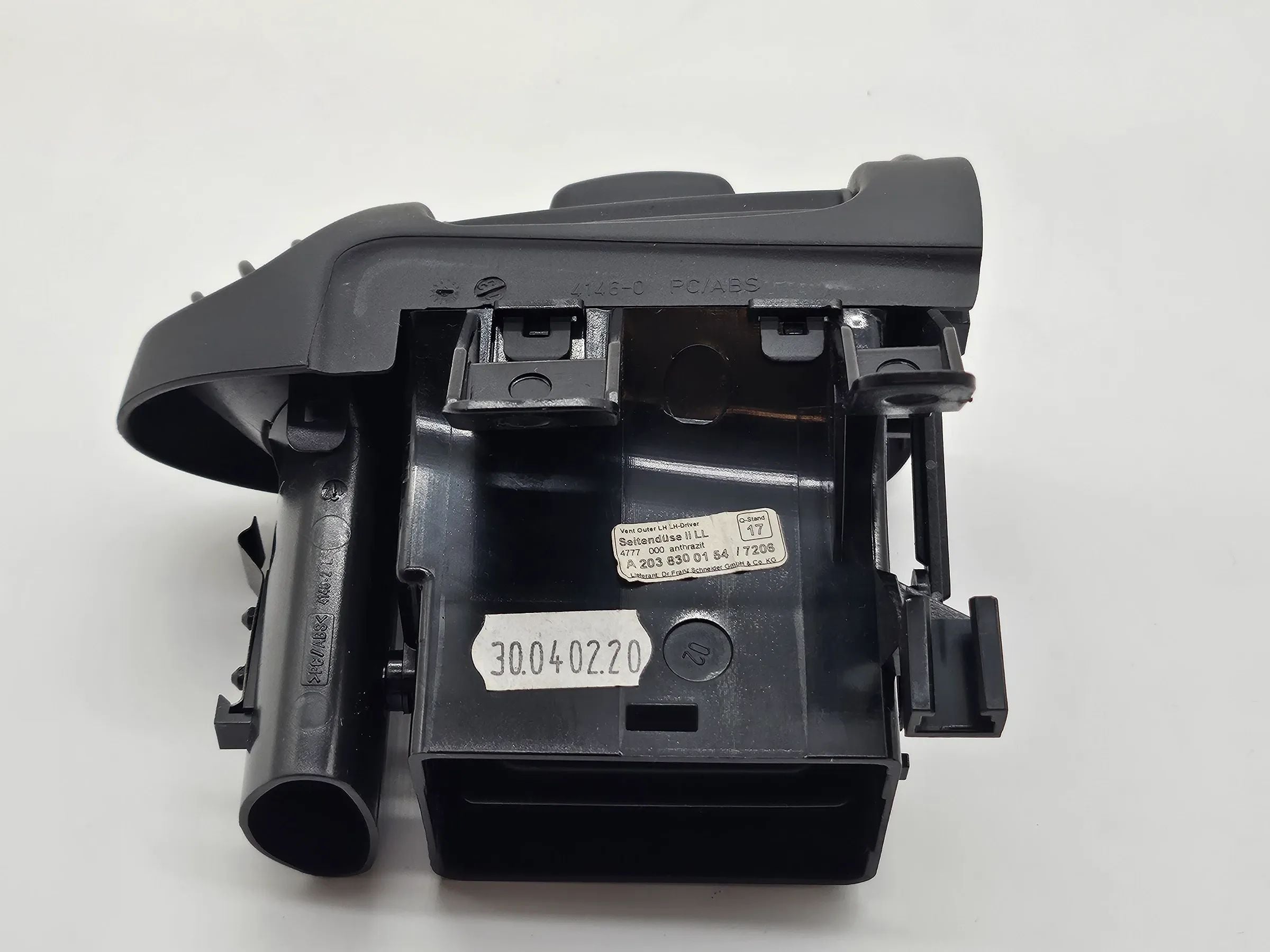 Mercedes  W203 CL203 S203 Luftdüse Lüfter Heizung Seitendüse Links A2038300154
