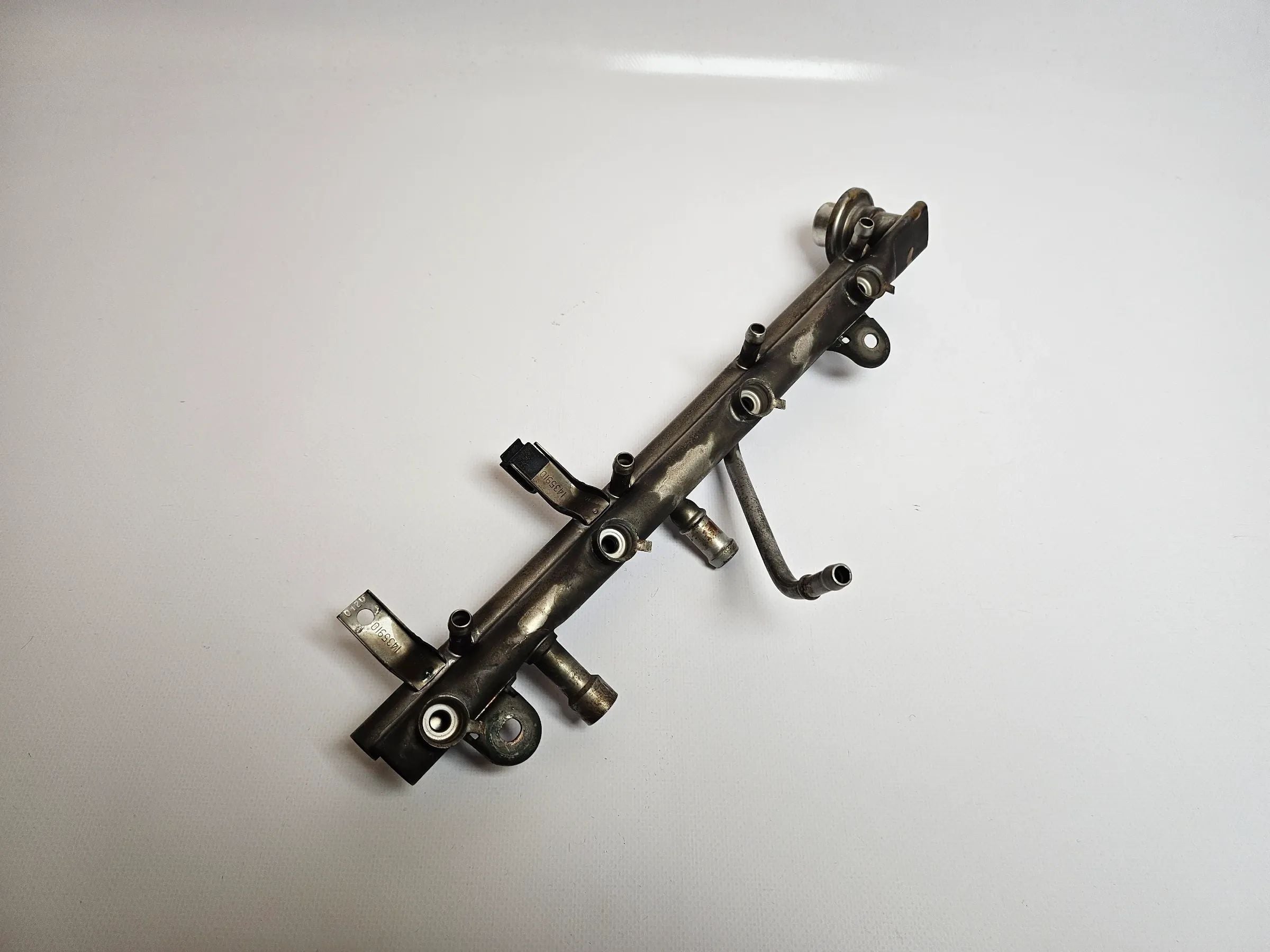 BMW 3 E46 Collettore Carburante Rail Iniettore Tubo Distribuzione Benzina 1435910