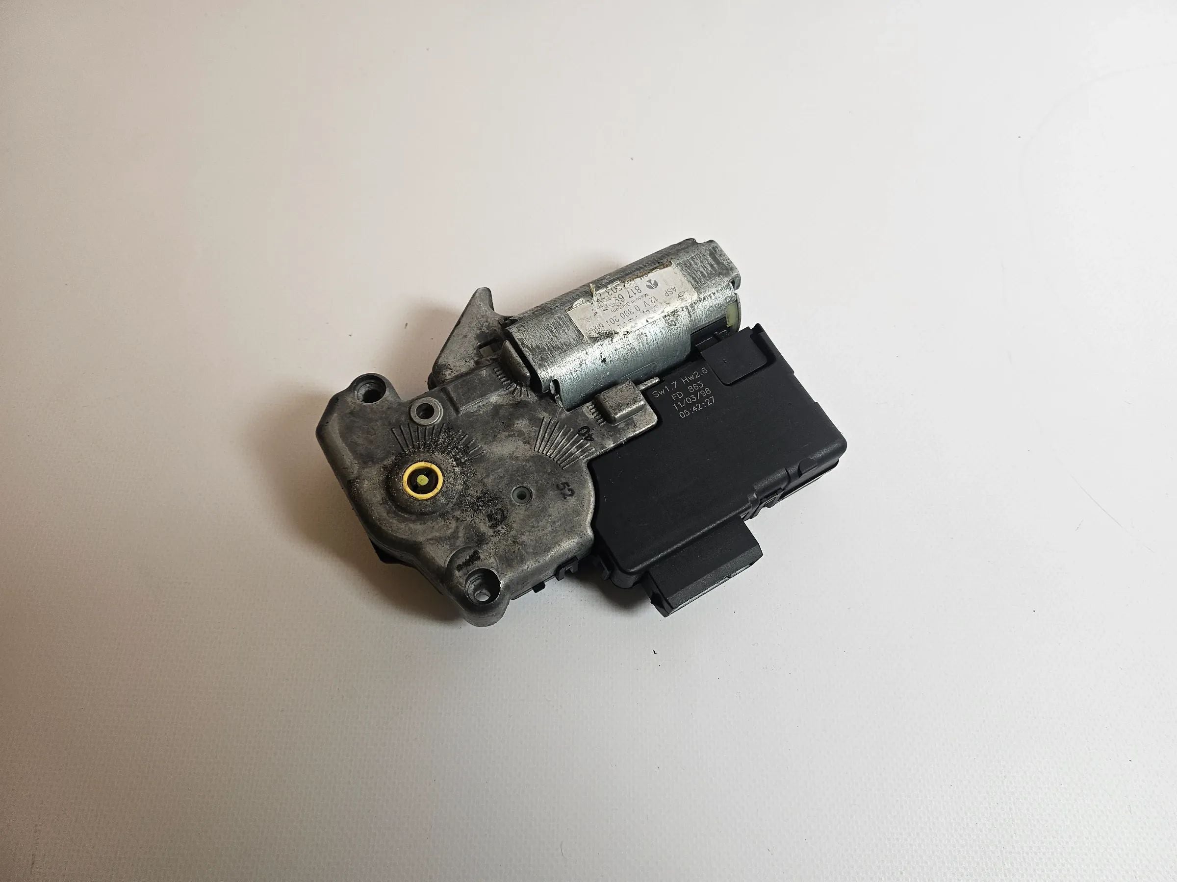 Oryginalny Opel Zafira A Vectra Astra Silnik szyberdachu 0390201660