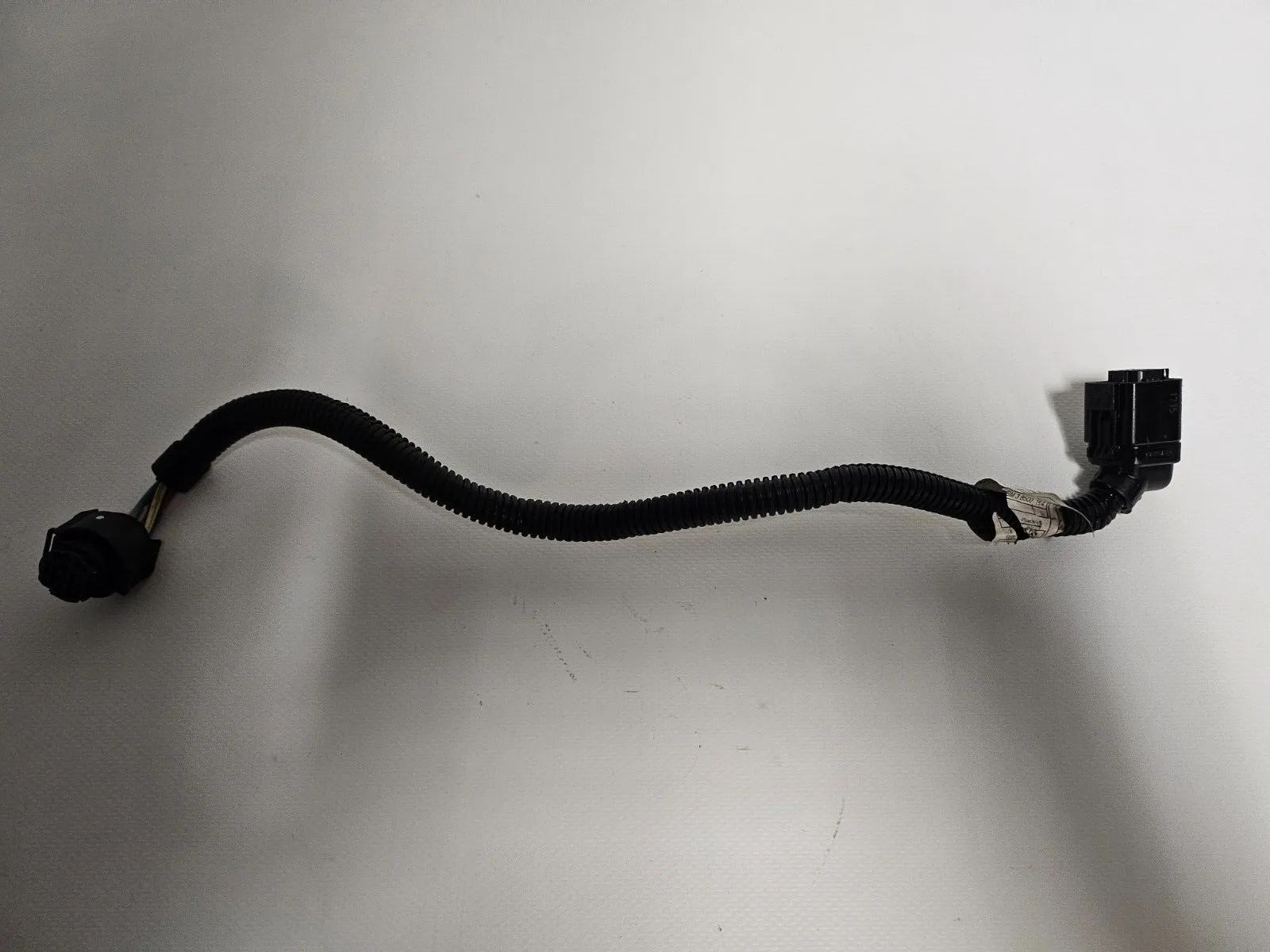 อะไหล่แท้ BMW F21 114I 1.6 75KW N13B16A สายไฟชุดเครื่องยนต์ 7608801