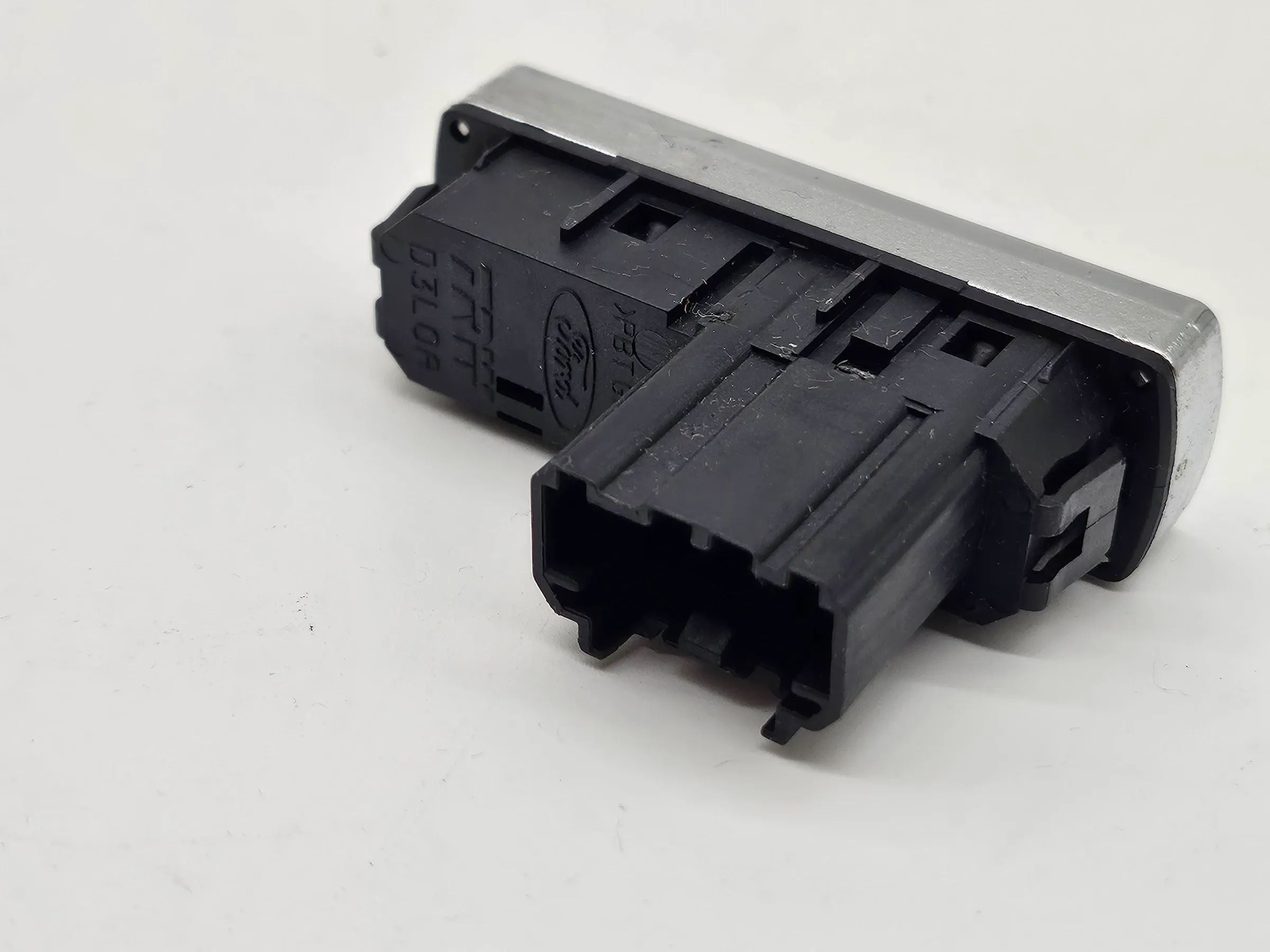 Original Ford Mondeo III B5Y switch for rear window 4S7T8K574AB 