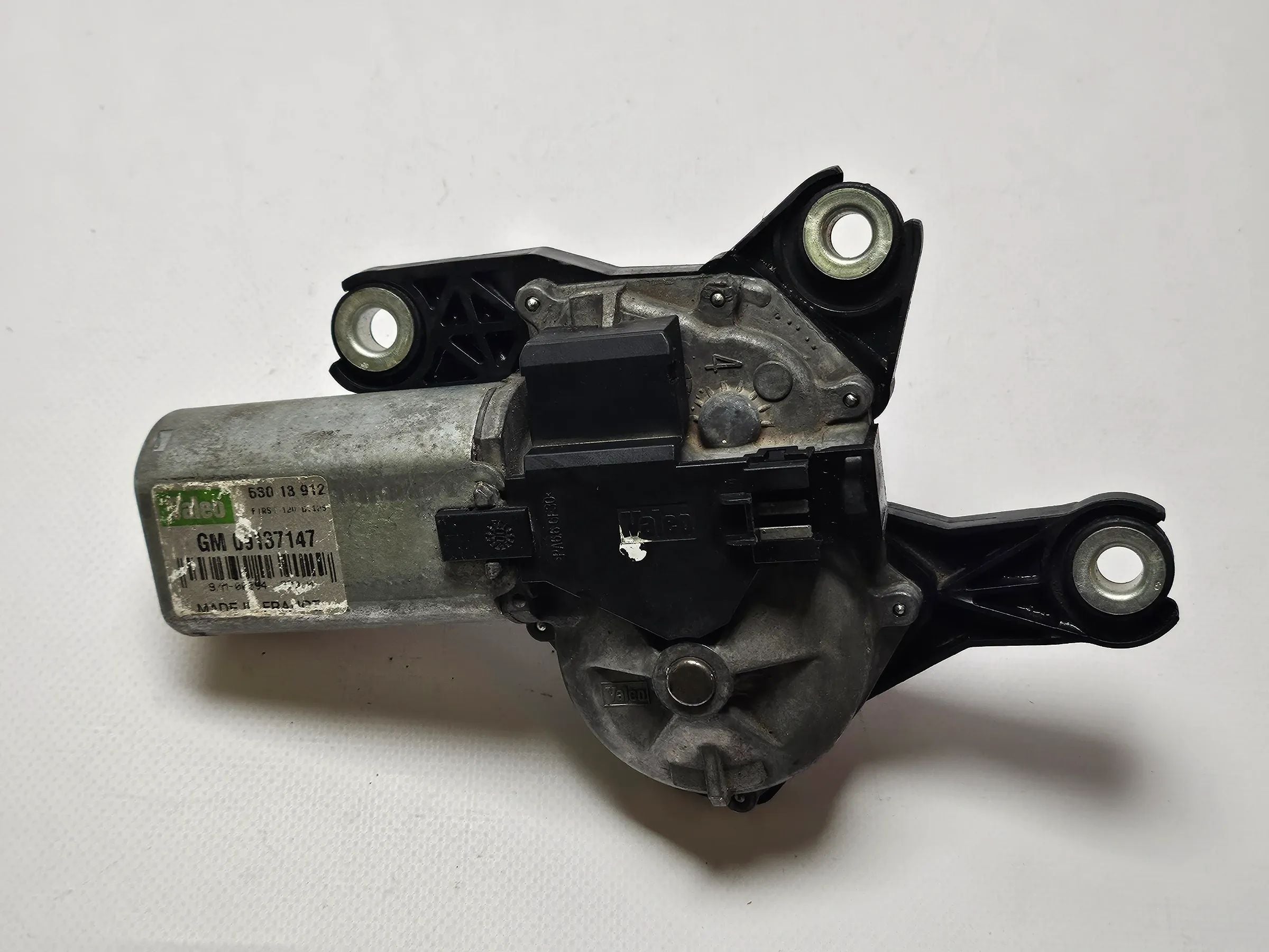 Оригинальный задний мотор стеклоочистителя Opel Zafira A 09137147