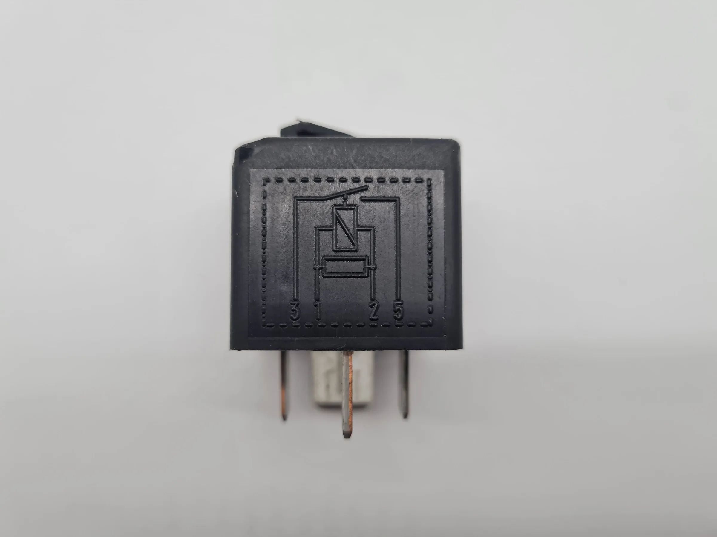 Original BMW 1er/2er/3er/5er/6er/X1/X2/X3/X5 Relais 61366901469