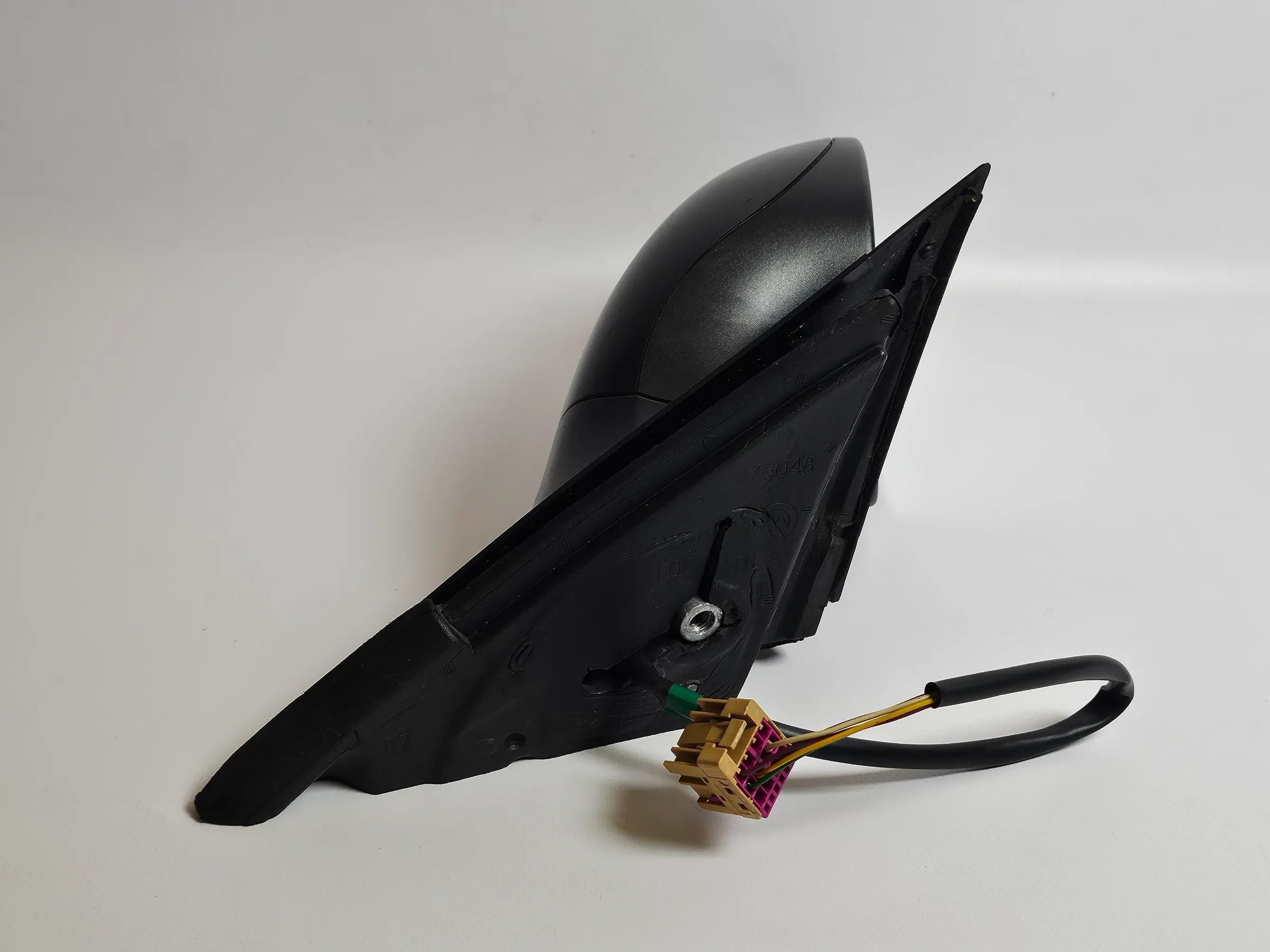 Oryginalne lusterko zewnętrzne Seat Ibiza 6L prawe elektryczne czarne 836194