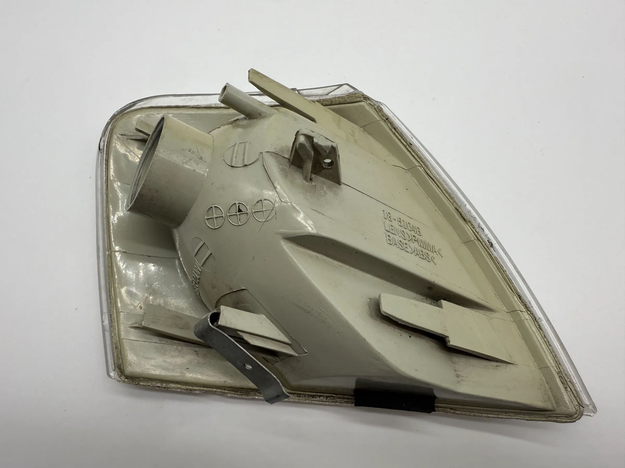 Original VW Passat B5 (3B2/3B5) Turn Signal Left 18-5104B