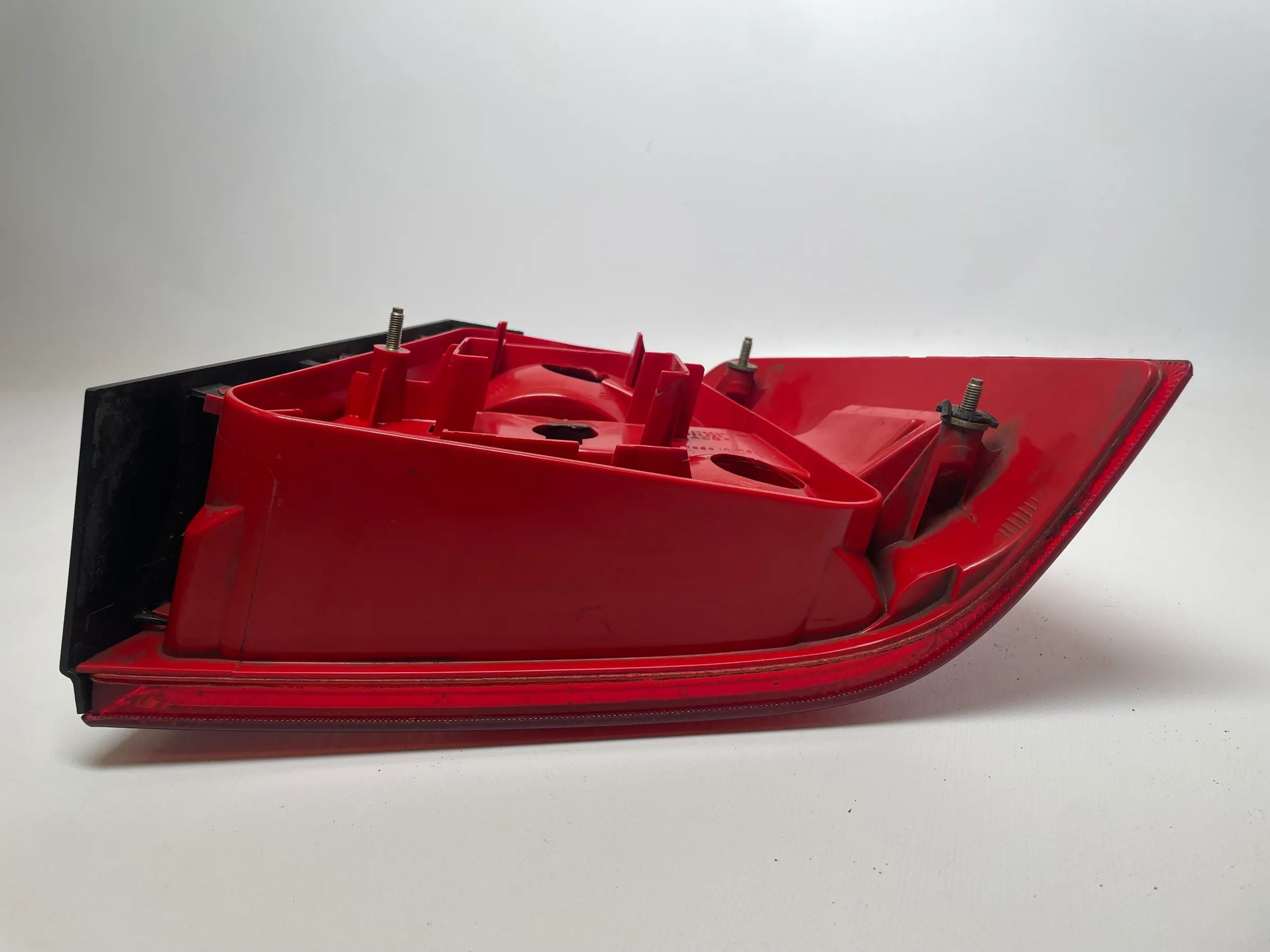 Original VW Bora 1J2 Rear Light Left Rear 963673 963685