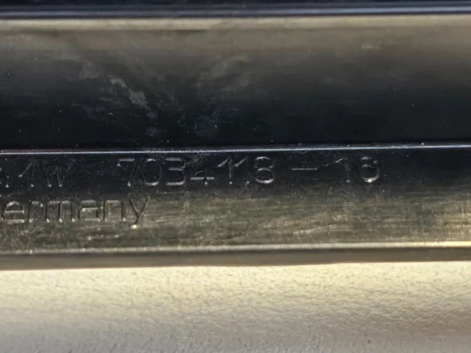 Moldura do Rádio do Painel de Instrumentos para BMW 5 (E60) 520D 05-07 7034118 - Auto-veritas