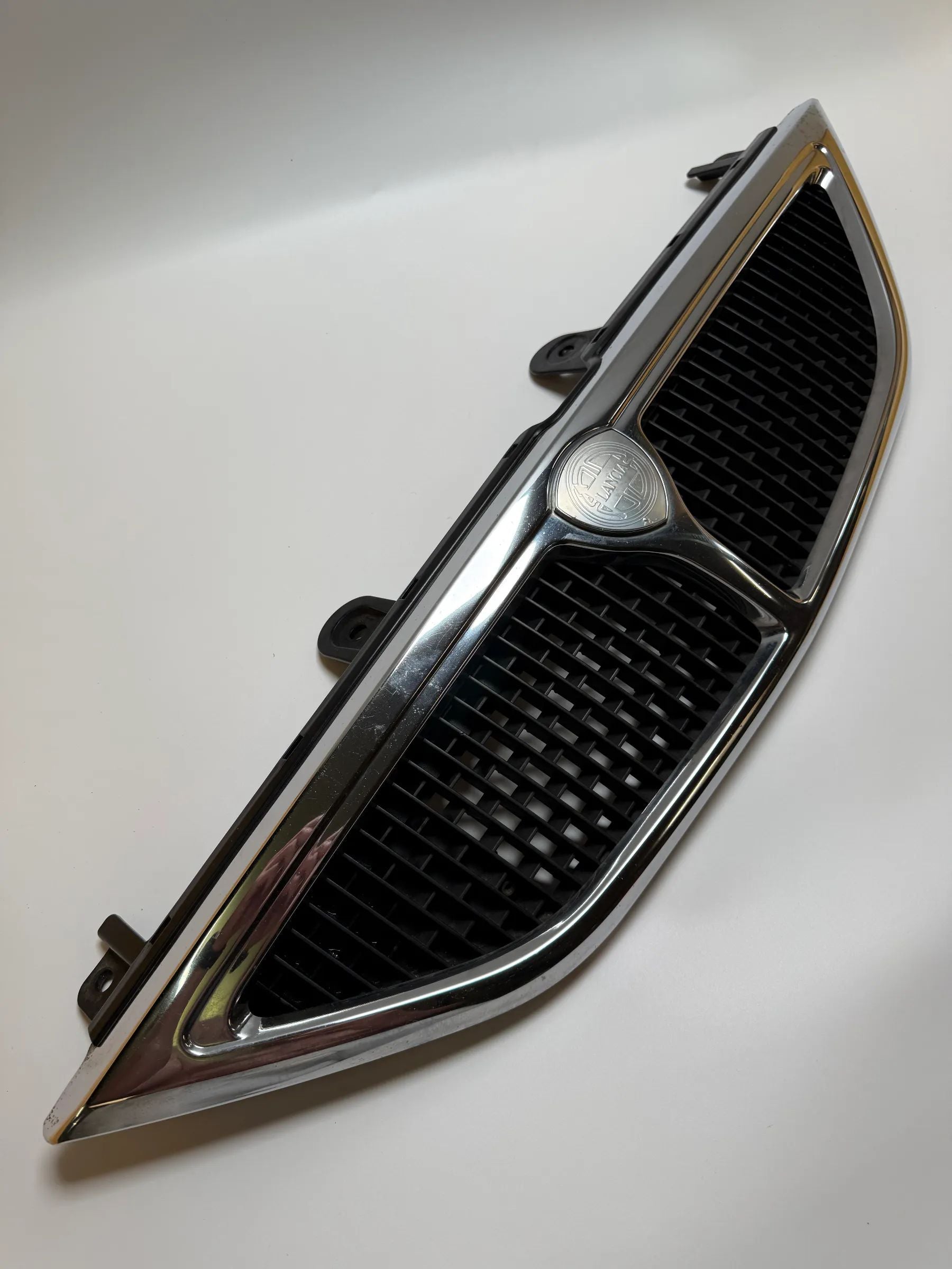 Calandre Grill Avant 86227 ZCP Lancia Y 1.4 840 2675492
