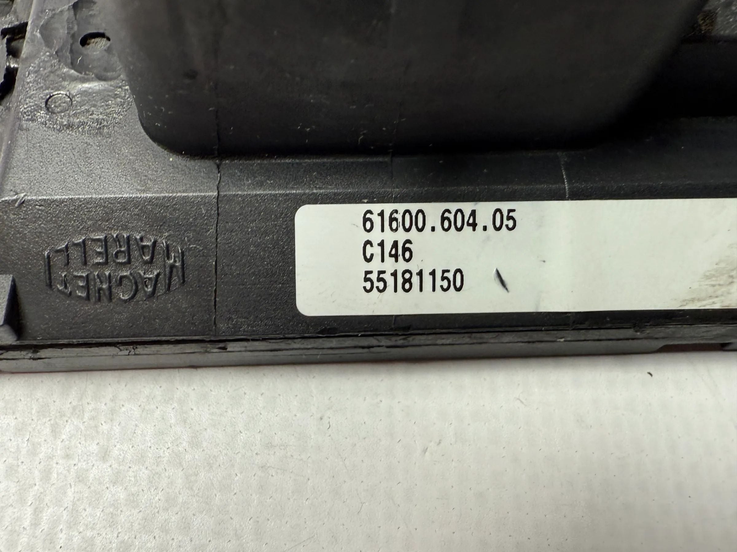 Original Fiat Punto 188 Motorsteuergerät 55181150 / IAW59F.E4