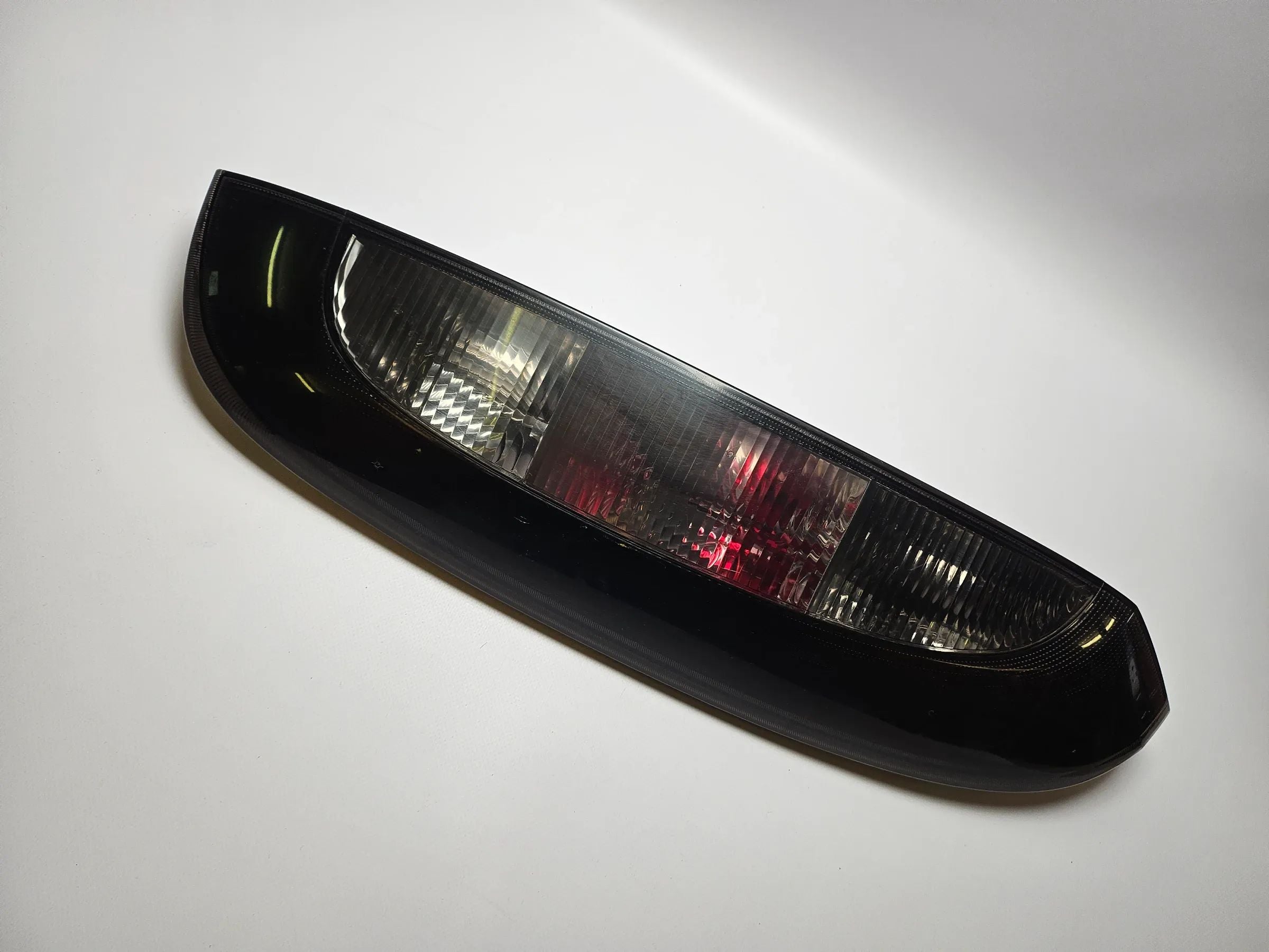 असली OPEL CORSA C F08 रुक्लेयट राइट ब्लैक 89307501