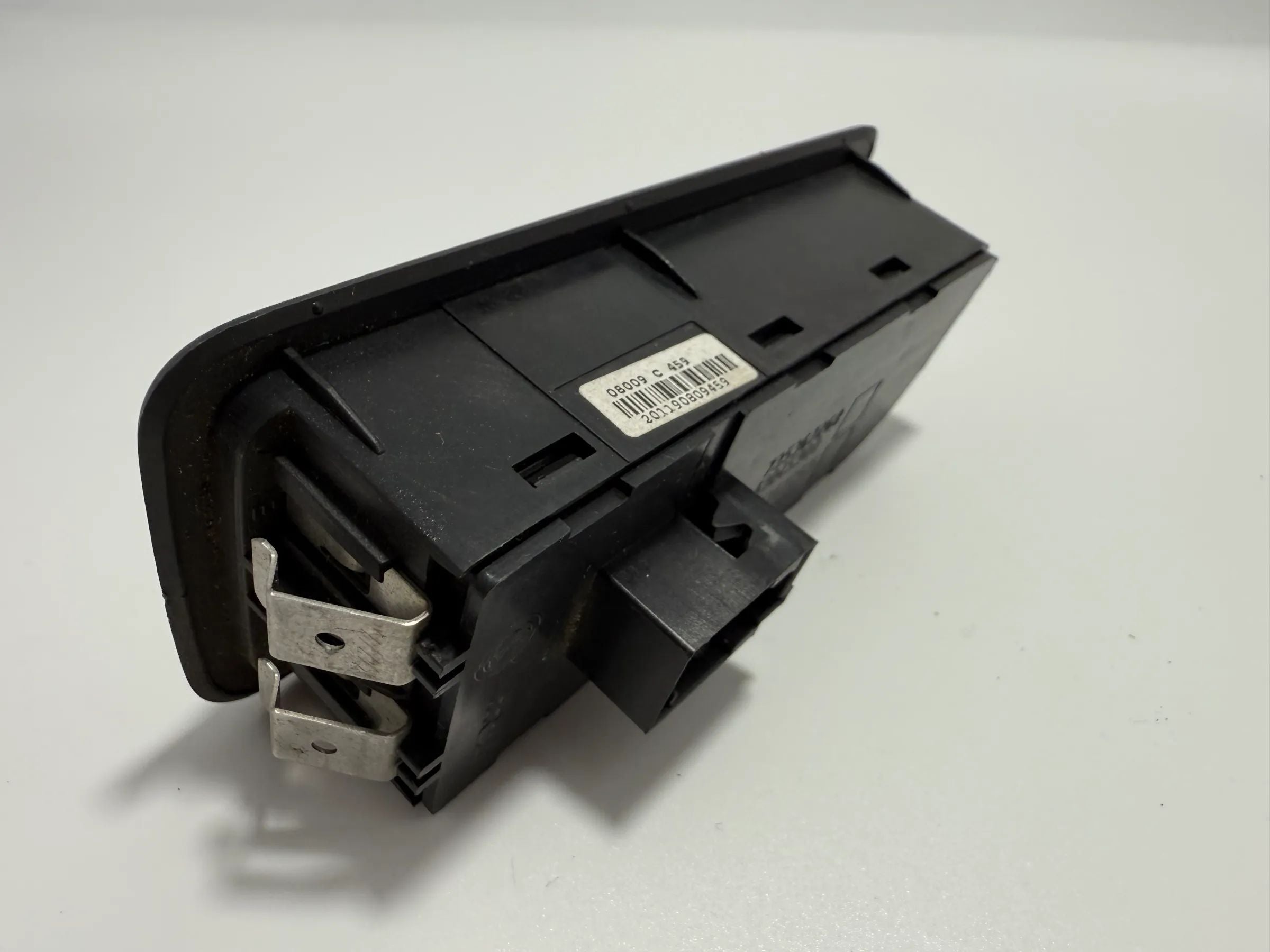 อะไหล่แท้ Fiat Punto 199 2009-2011 สวิตช์ปรับระดับไฟหน้าซ้าย หมายเลข 735367268