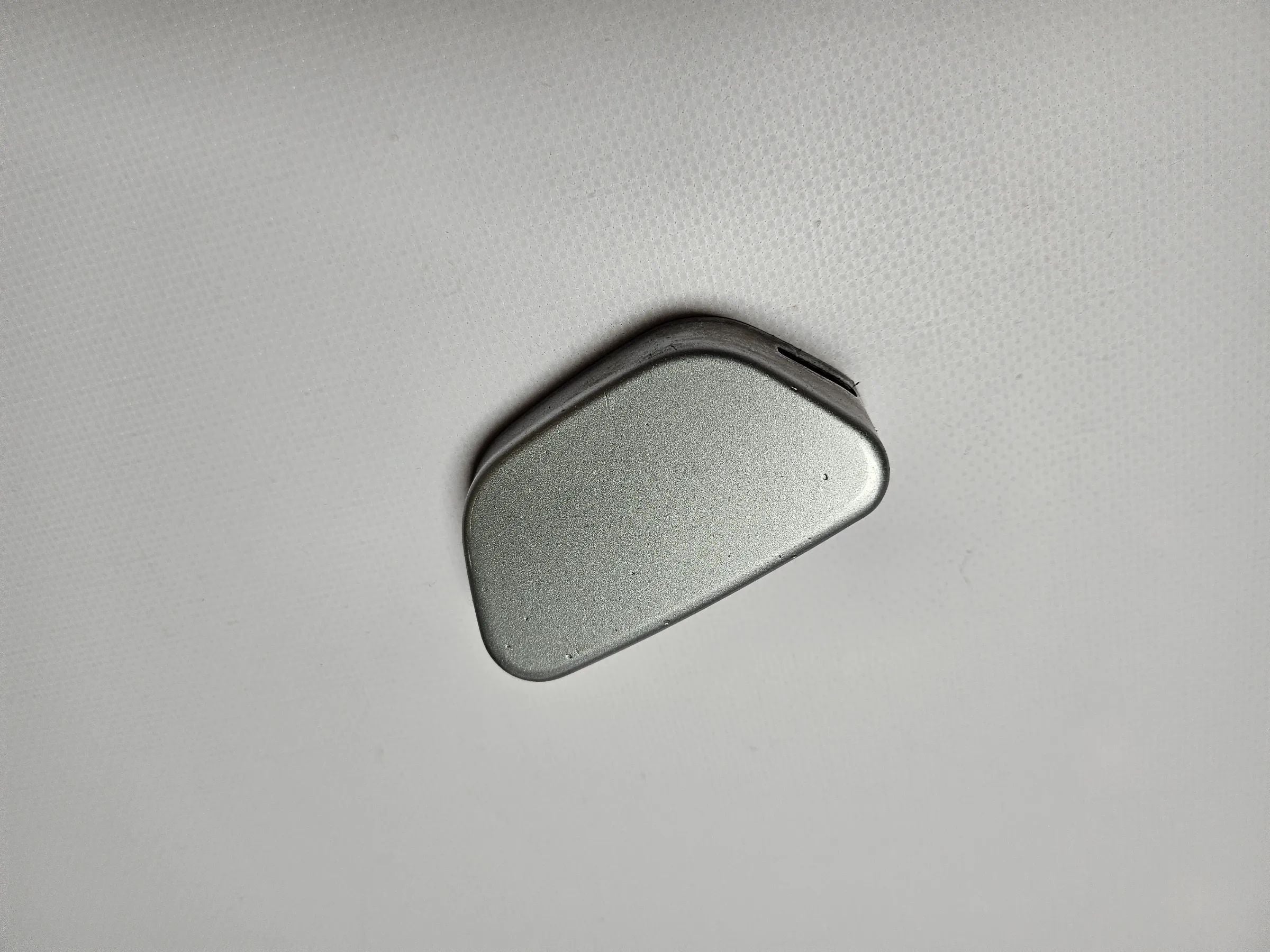 Original Mercedes W210 Klappe / Deckel Düse SWA linkls  silber A2108260977