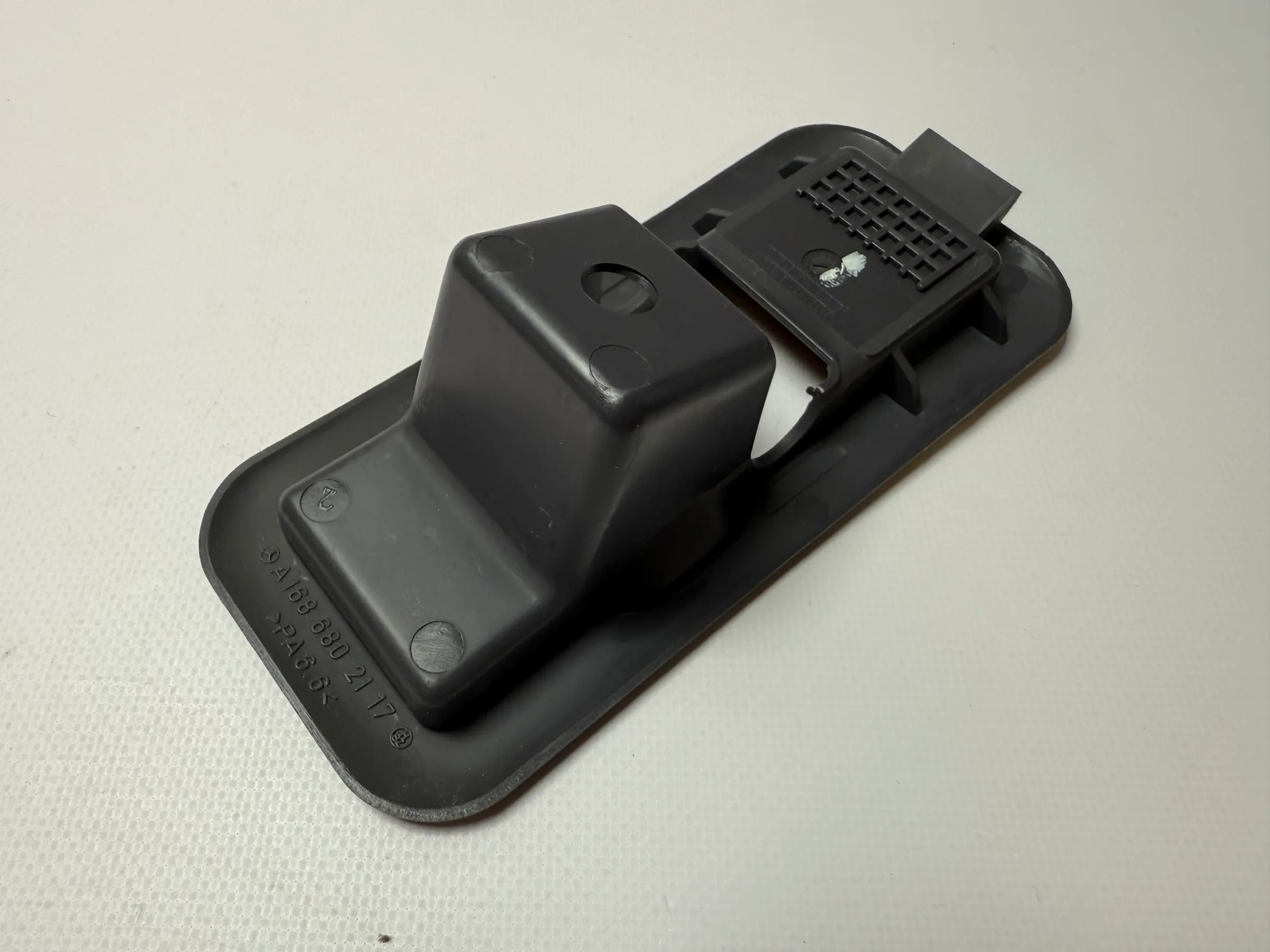 Original Mercedes W168 A-Klasse Tampa de Fixação do Assento A1686802117