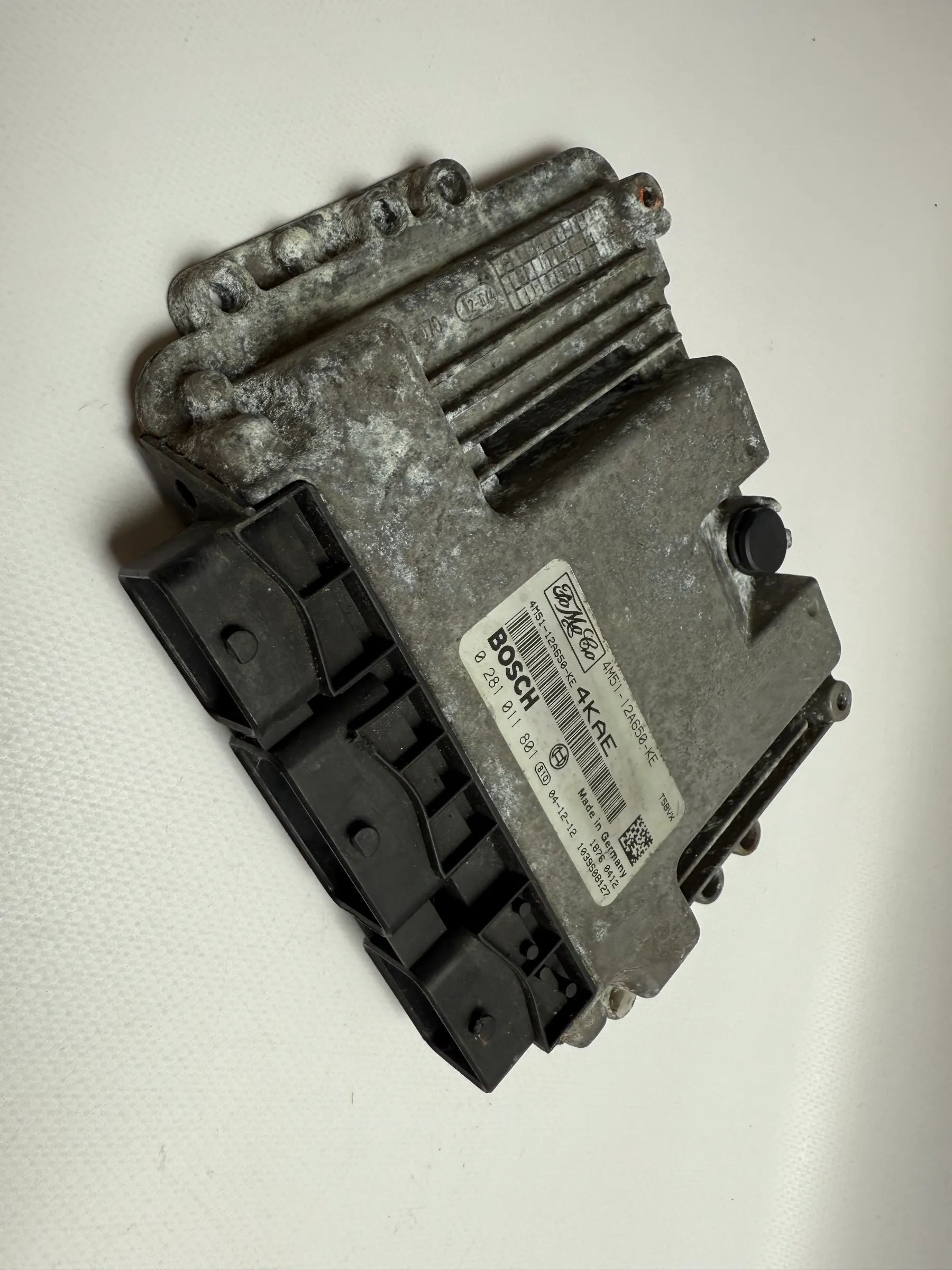 Genuine Ford Focus MK2 1.6 TDCi Engine Control Unit 0281011801 4M51-12A650-KE 