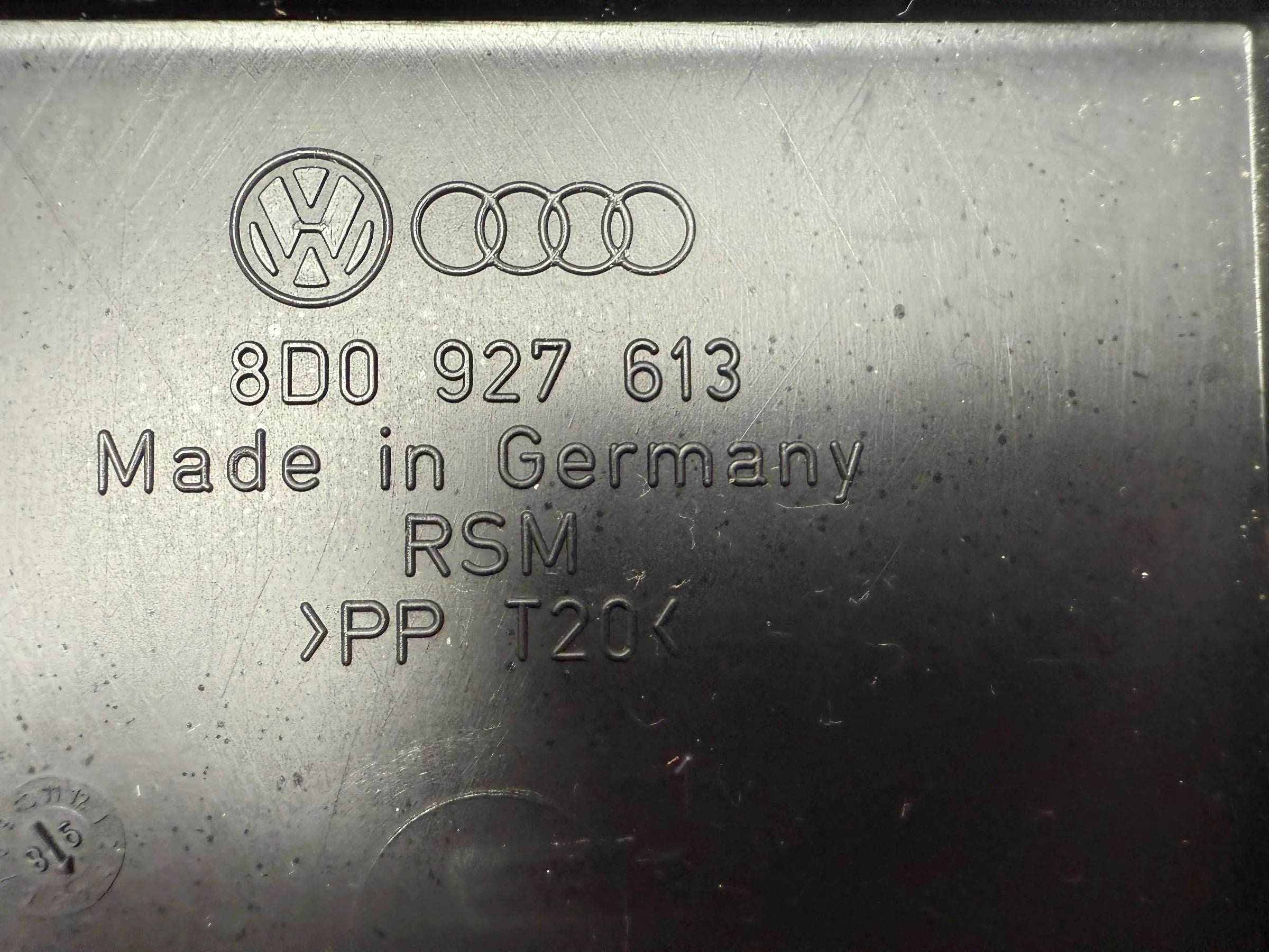 Original AUDI A4 B5 VW Passat 3B 3BG control unit bracket 8D0927355A 8D0927613 