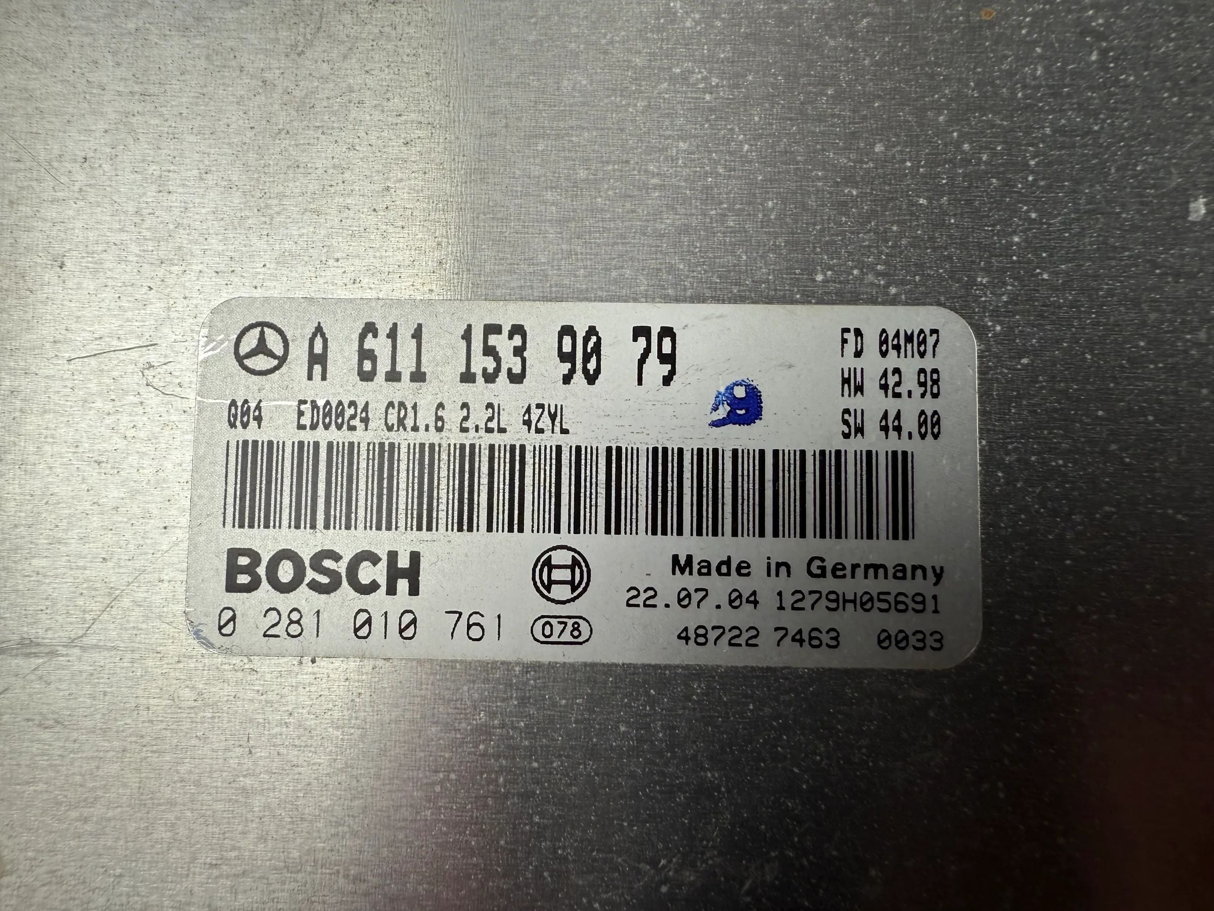 Original Mercedes-Benz Vito Viano W638 engine control unit A6111539079 / 0281010761 