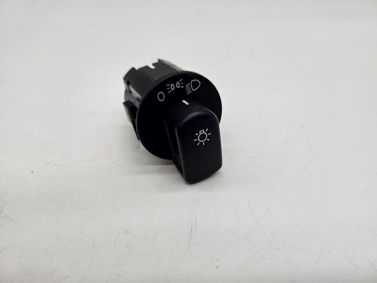 Оригинальный переключатель основного света OPEL KADETT ASCONA T85 J82 09341818