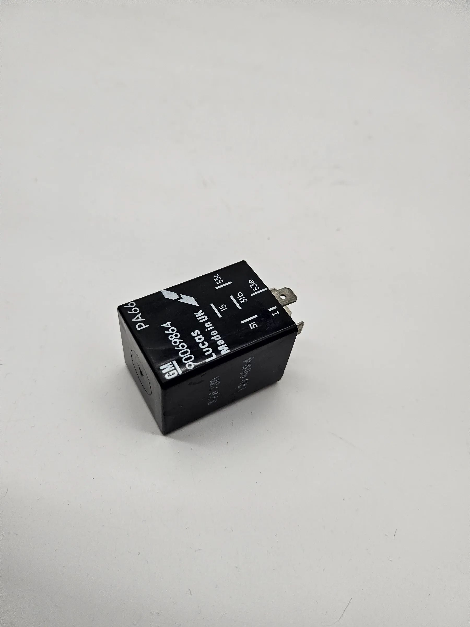 Relais d'essuie-glace Opel Corsa B Astra Agila A 90069864