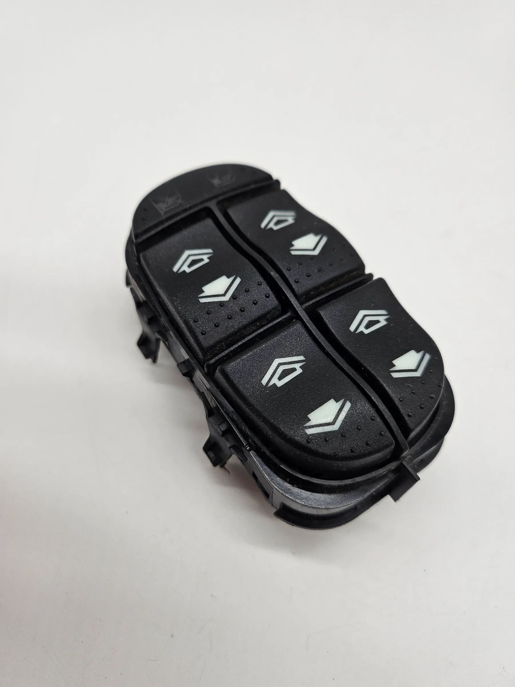 อะไหล่แท้ Ford Focus 1 สวิตช์กระจกไฟฟ้า 2M5T14A132DB 03162254
