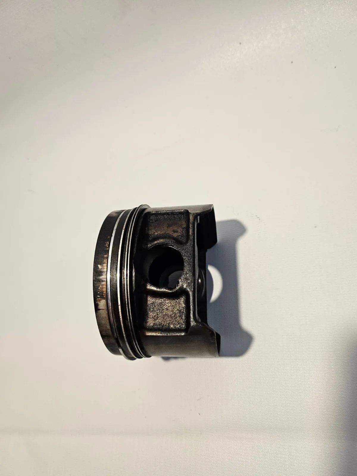 อะไหล่แท้ ลูกสูบ HSC13 83.985 มม BMW E36 E46 Z3 316i 318i M43B16 11241437618