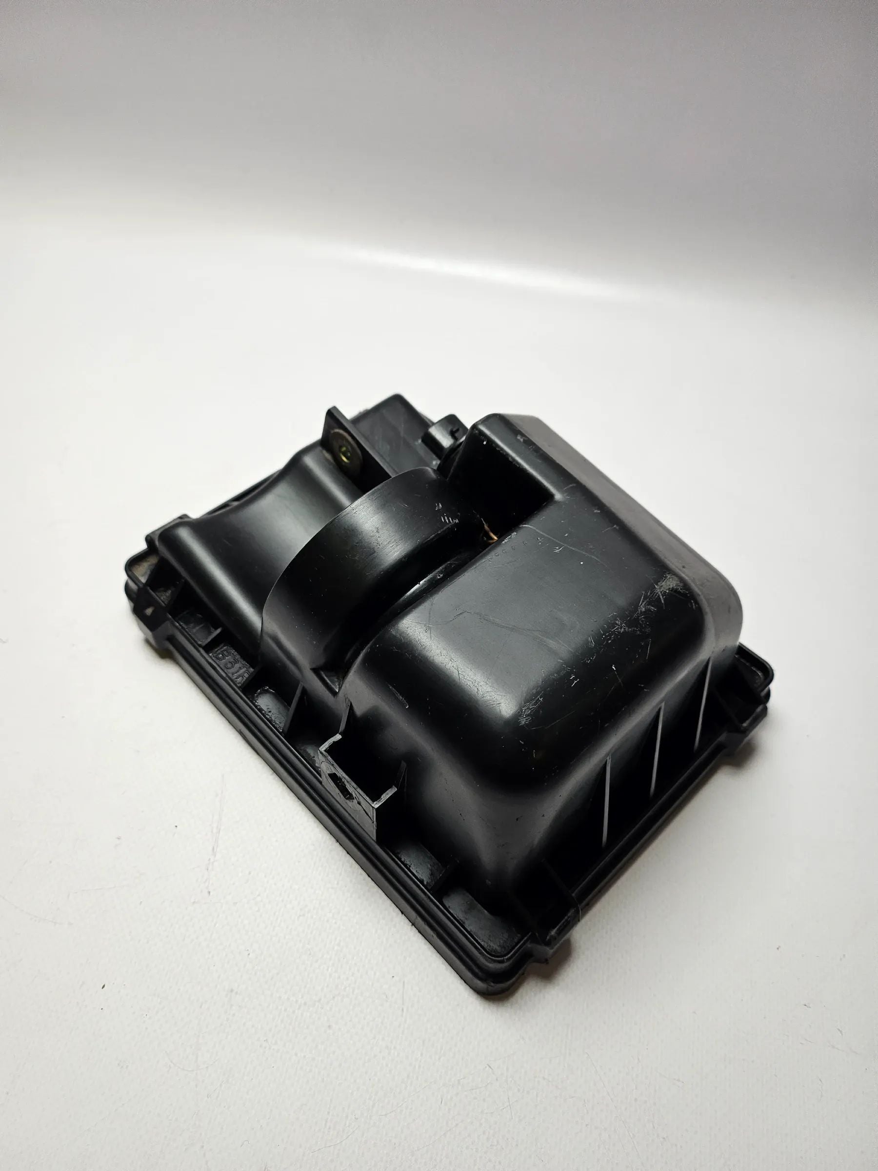 Originele Mazda Demio 1.4 DW Bovenste luchtfilterkast B34M E5T52171