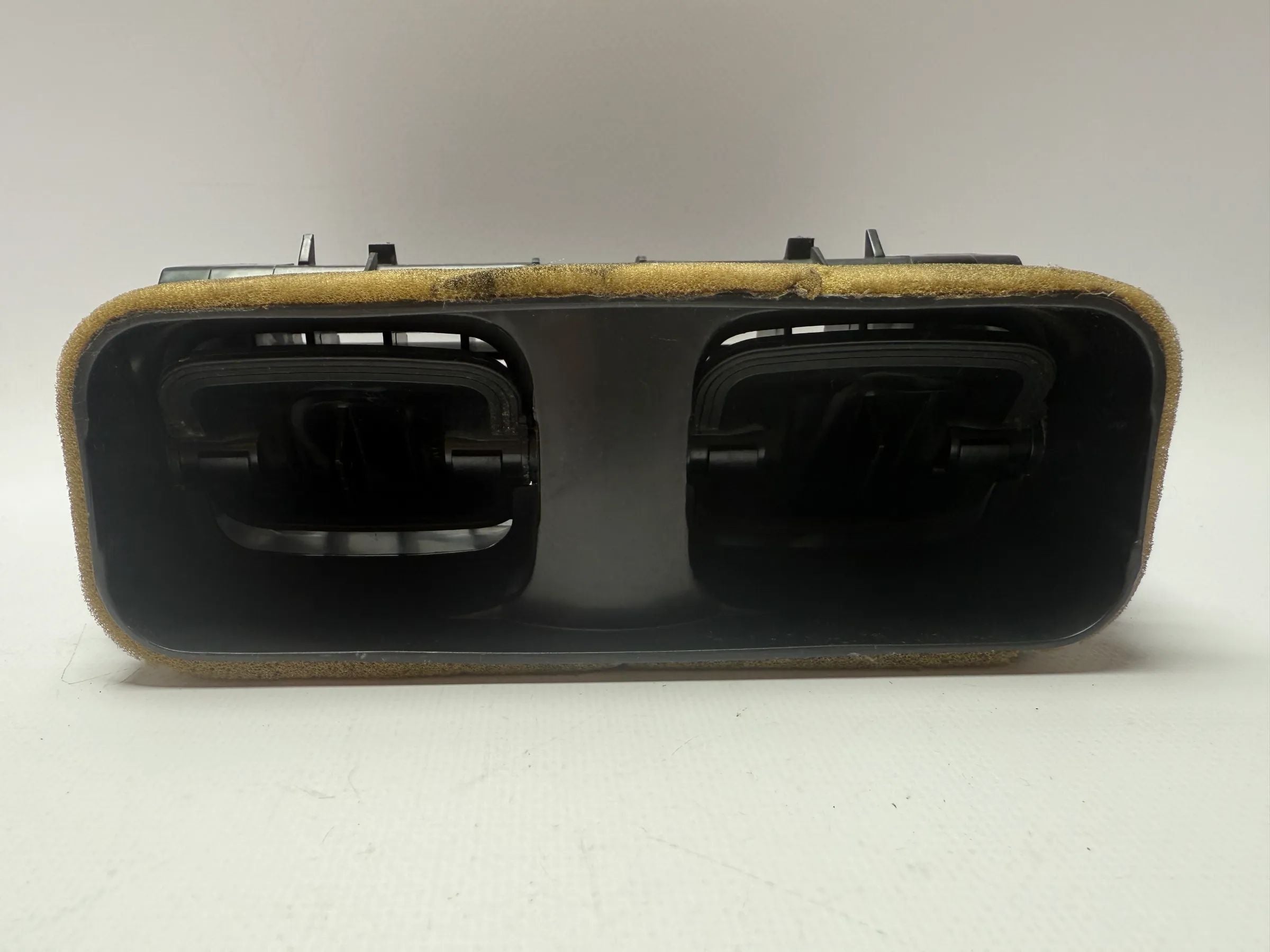 Оригинальная двойная воздушная сопло вентиляционной решетки Opel Astra G 90560344