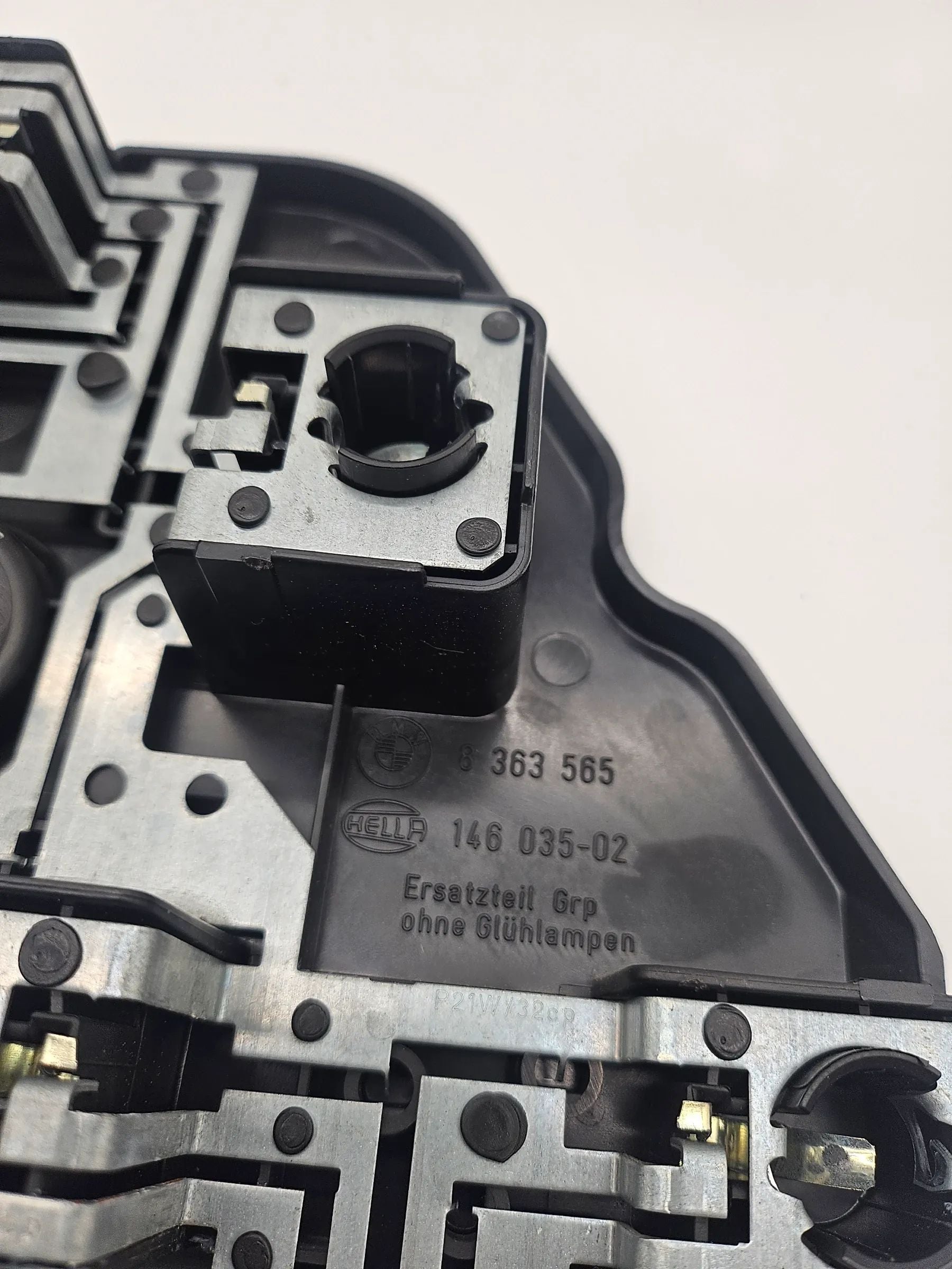 Portaluce Paraurti Posteriore Sinistro BMW Serie 5 E39 8363565 Fino a 09/00 ✔️