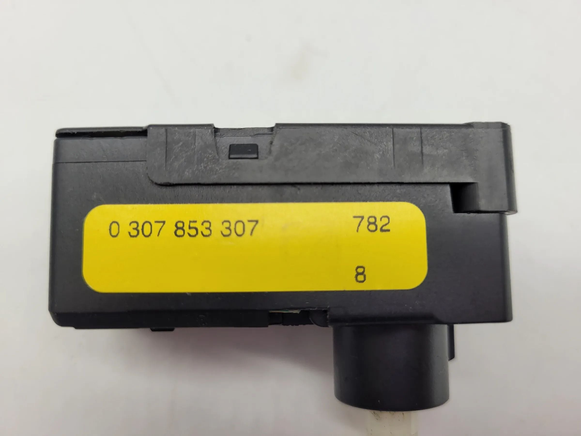 Original Ford Modeo III (B4Y) Scheinwerfer Stellmotor LWR L/R 0307853307