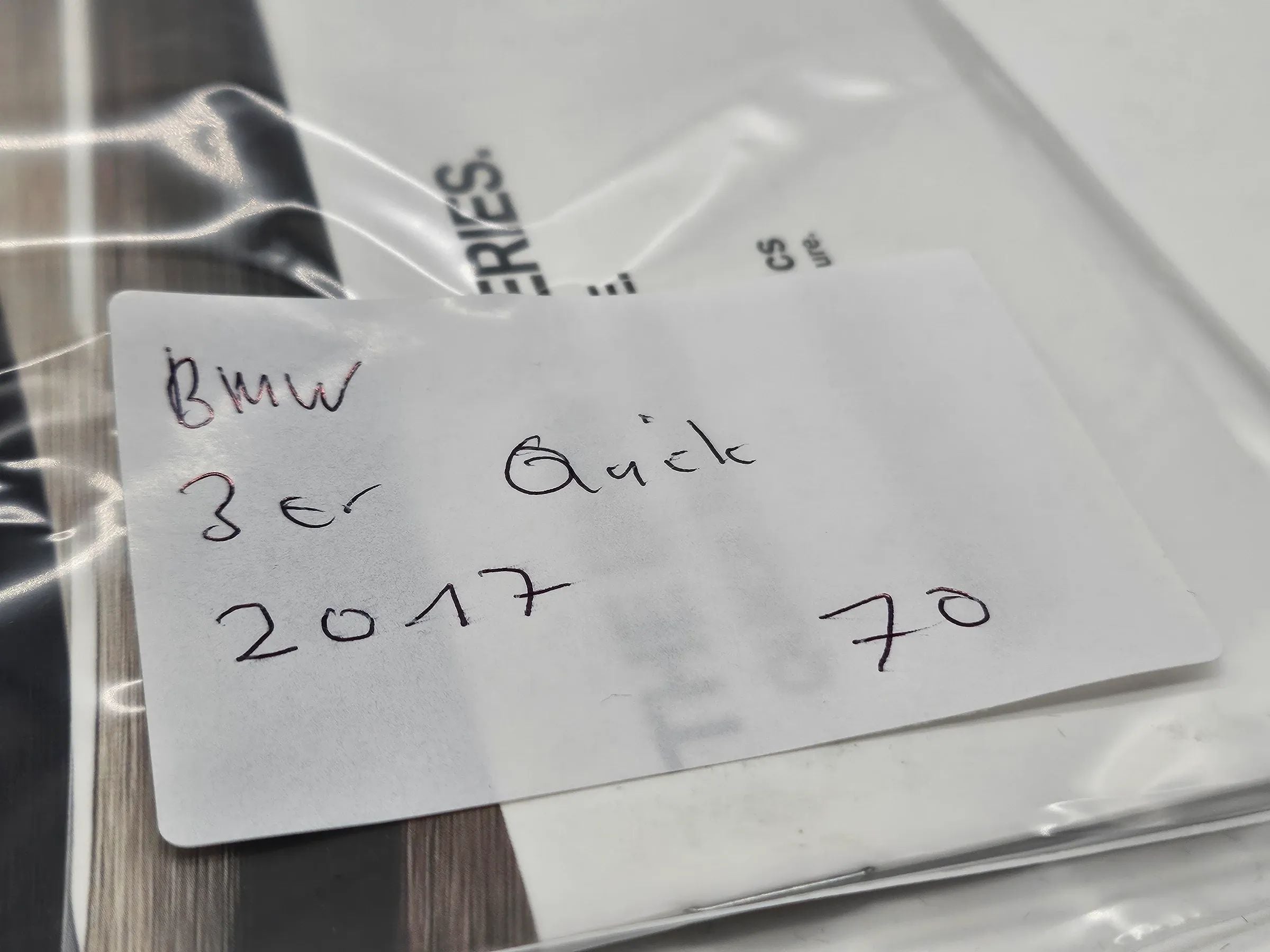 宝马3系F30快速使用说明 2017 英文版