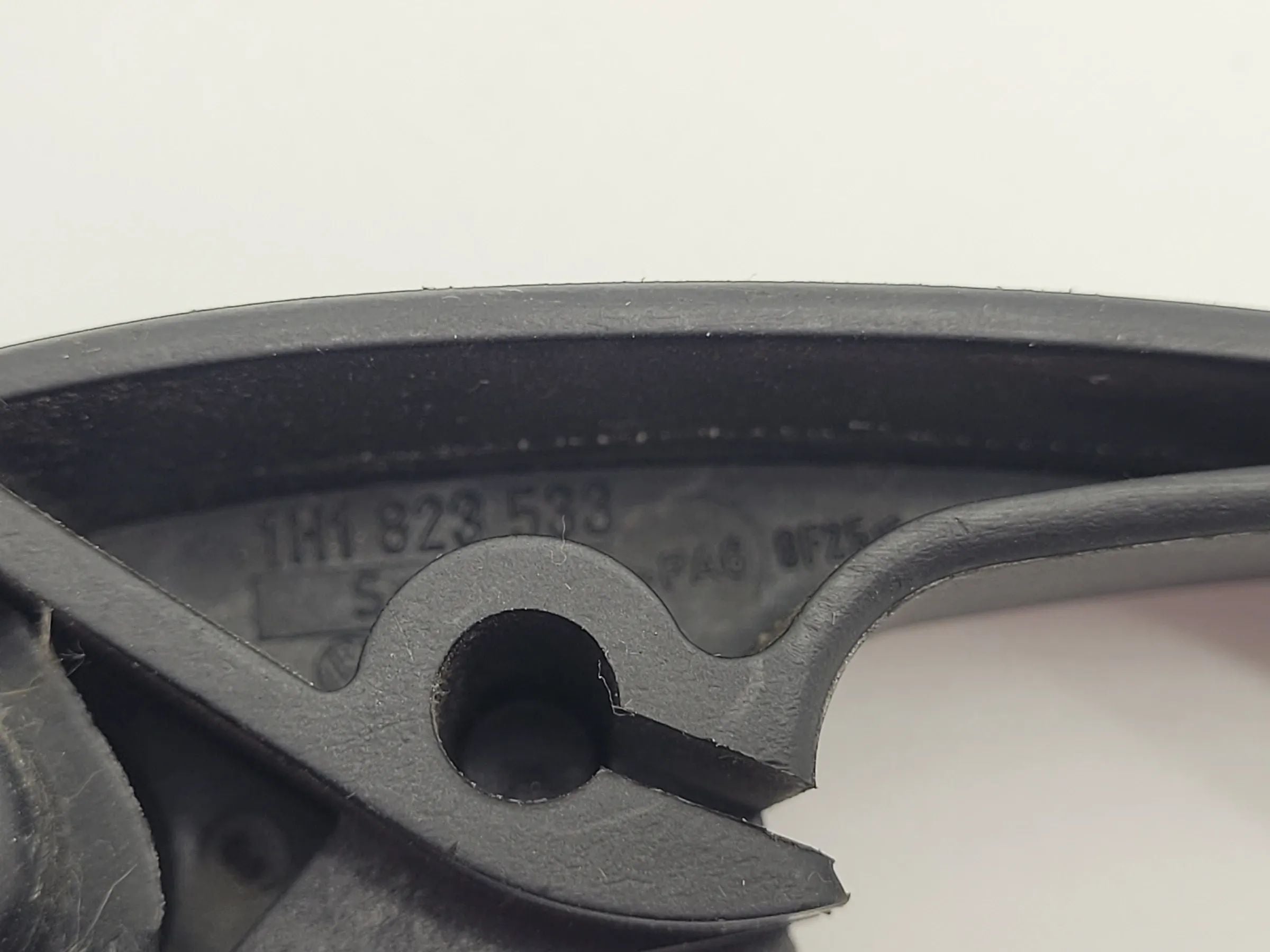Original VW Golf III 3 (1H1) Hebel Motorhaube Öffner 1H1823533