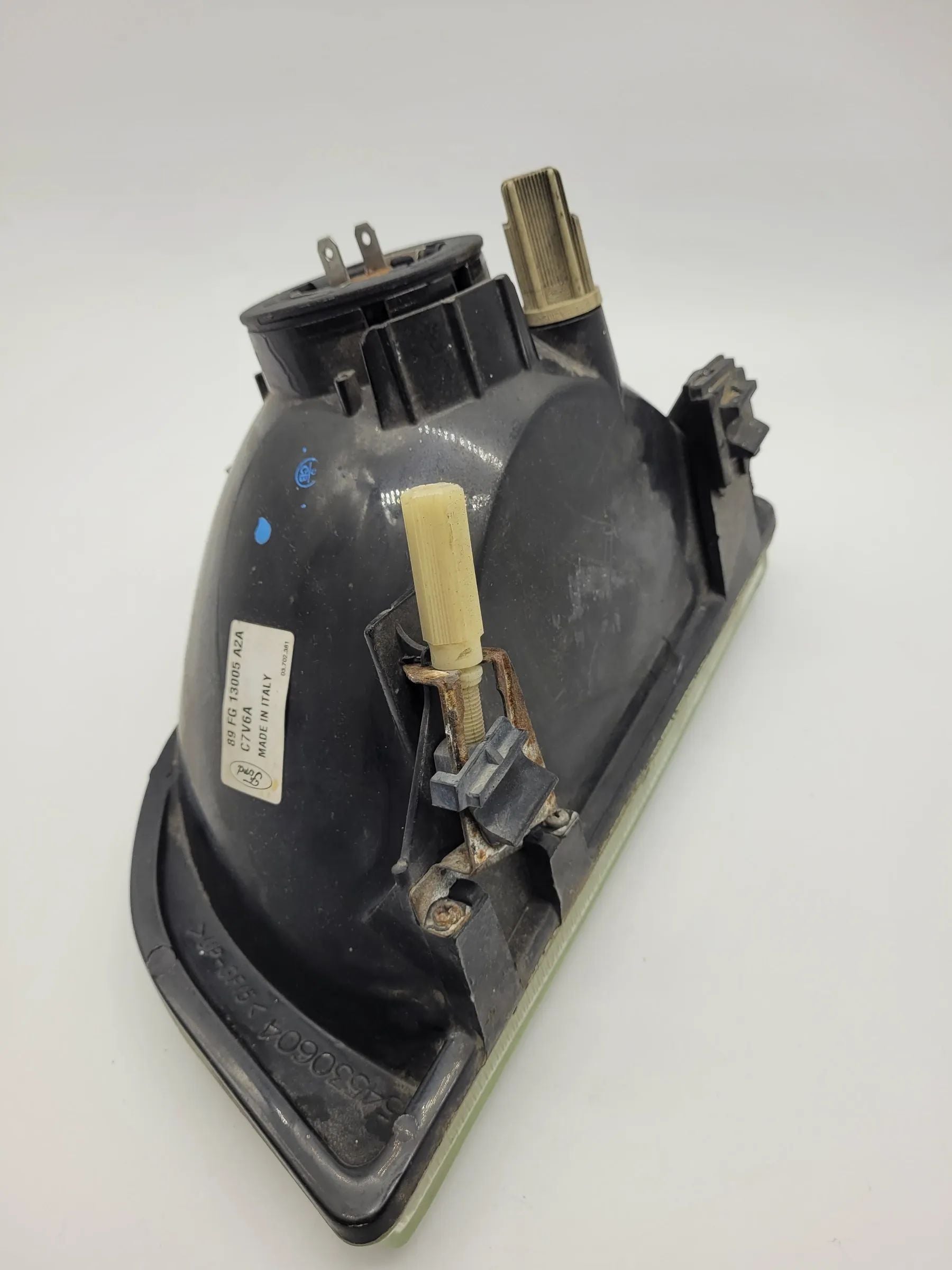 Original Ford Fiesta III 3 (GFJ) Scheinwerfer / Frontleuchte Rechts 89FG13005A2A