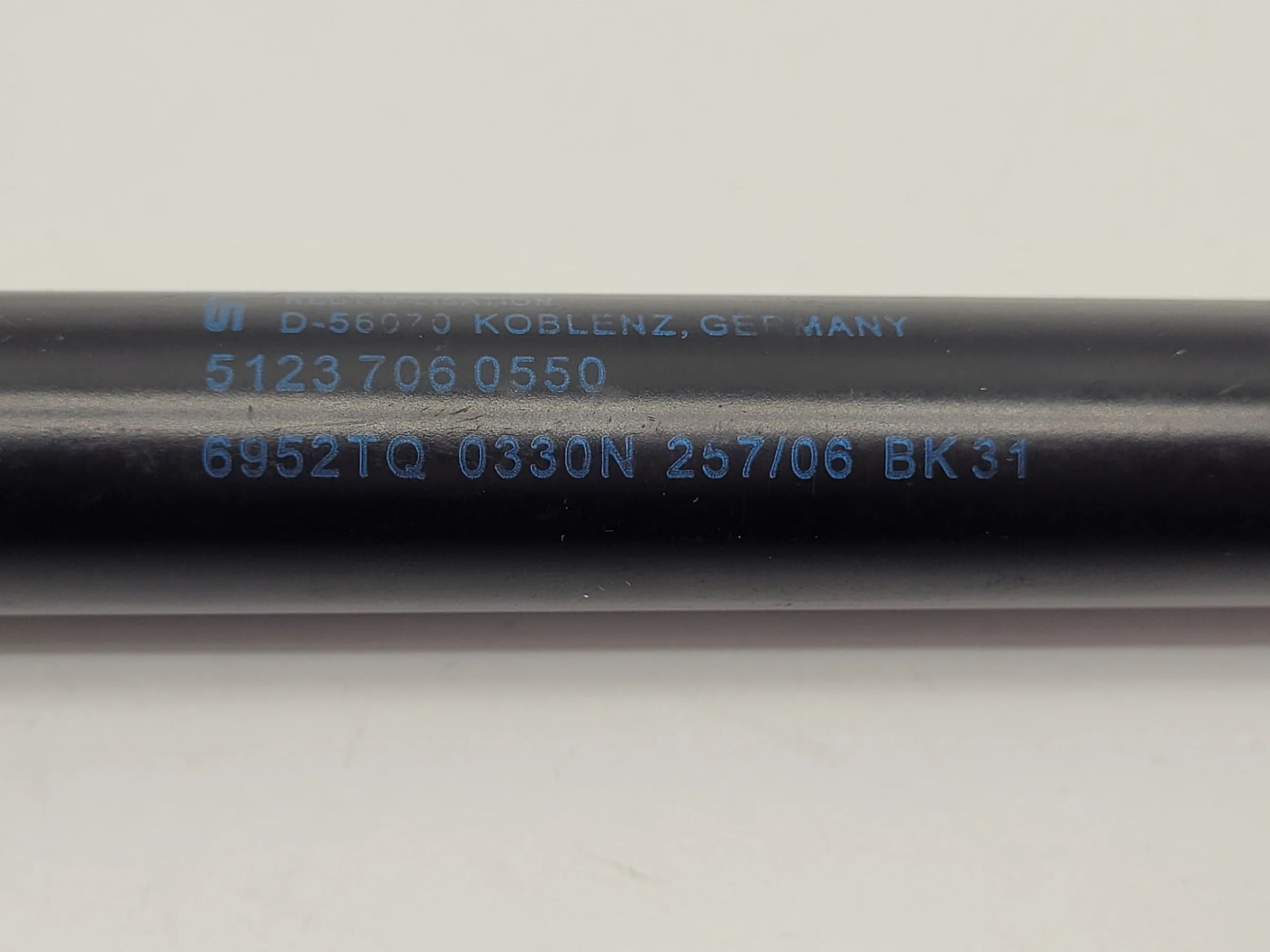 Original BMW 3er (E90/E91/E92) Gasfeder Gasdruckfeder Dämpfer 51237060550