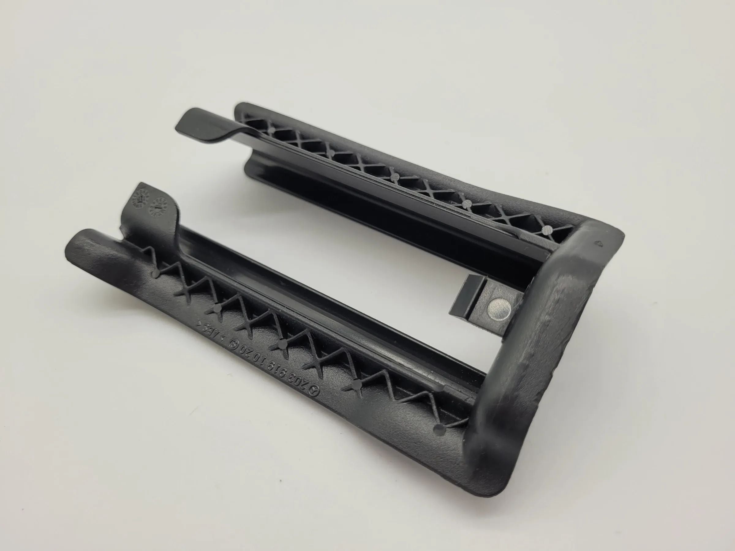 Original Mercedes-Benz C-Klasse (W203) Sitzschienenabdeckung A2039191020