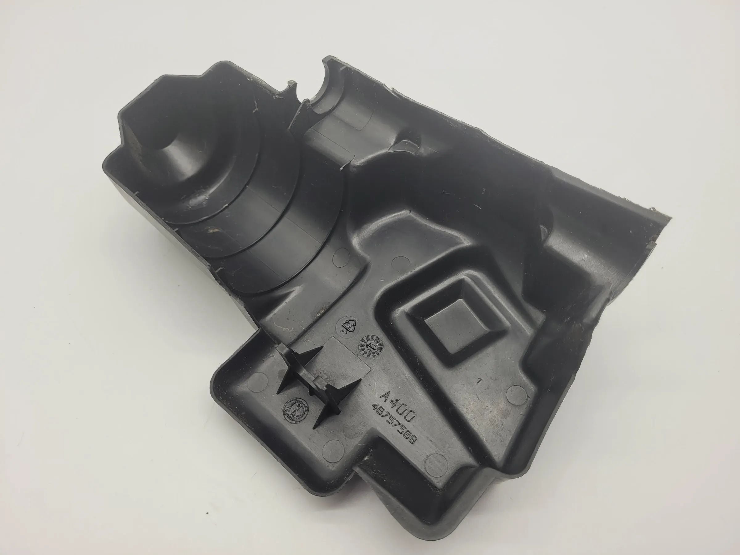 Original Fiat Punto (188) Abdeckung Wischermotor Blende 46757588