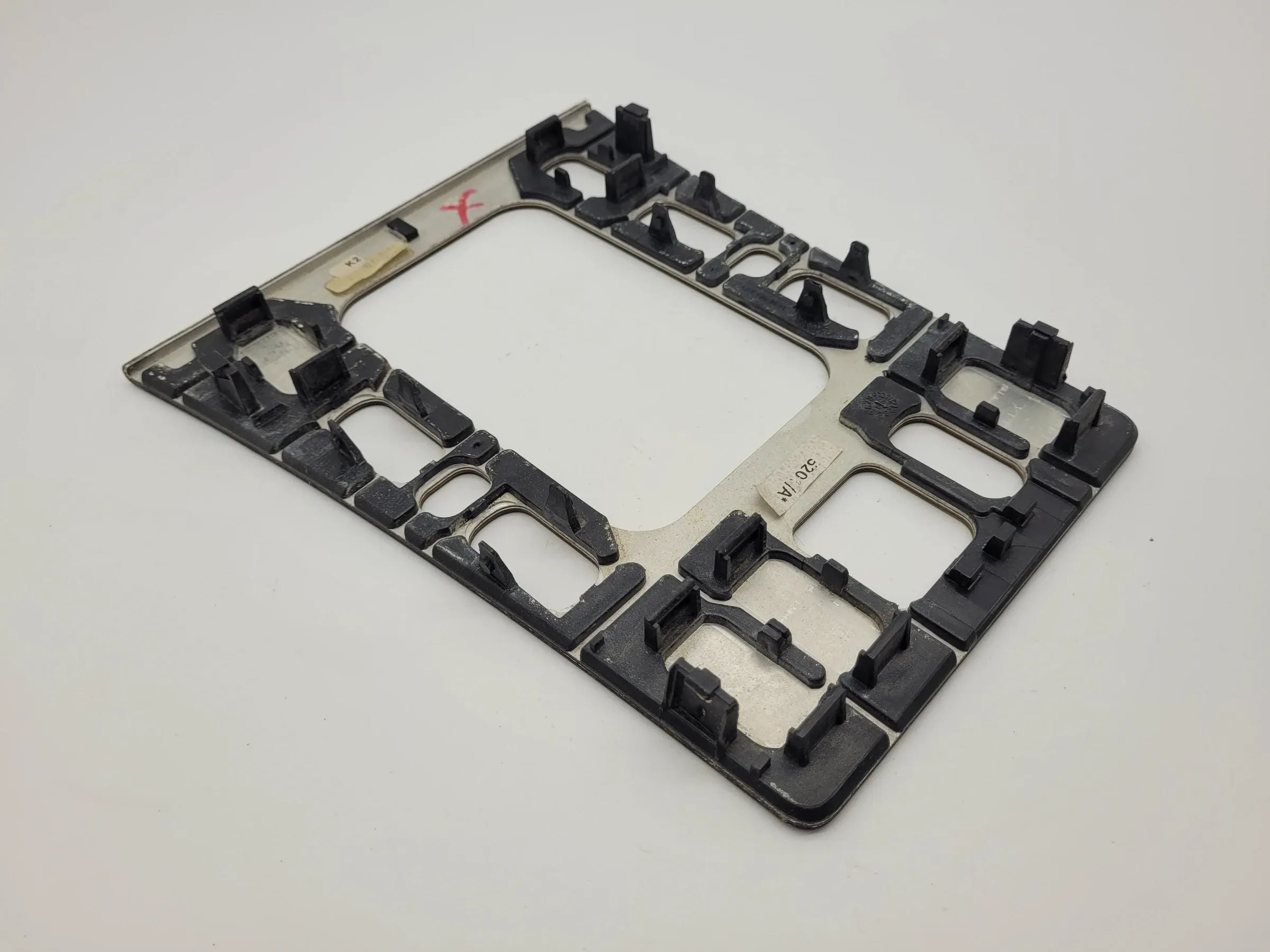 Original Mercedes E-Klasse (W210) Blende Schlatung Holzoptik A2106808639