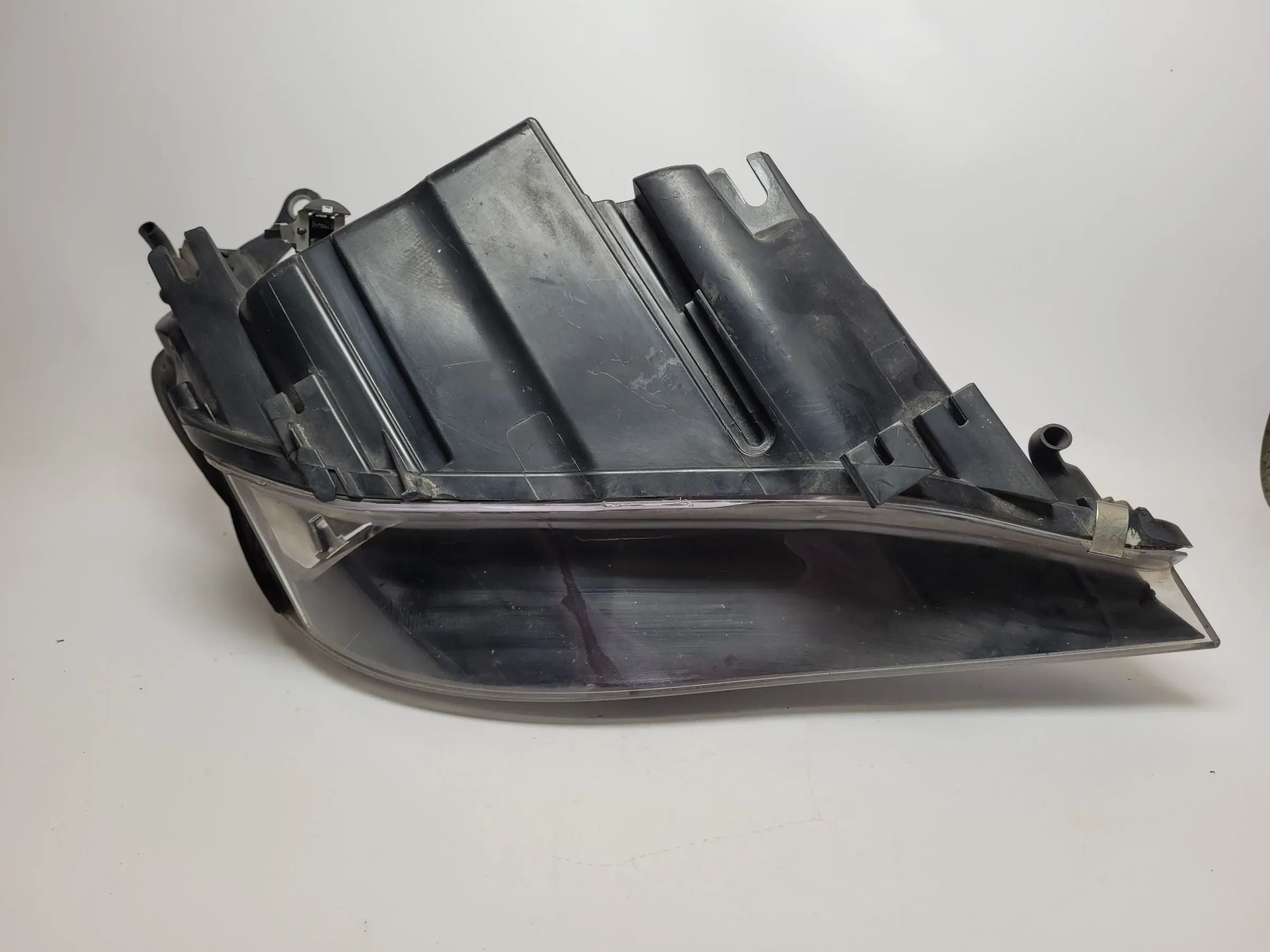 BMW 5er (E60/E61) Scheinwerfer / Frontleuchte Links 15872100