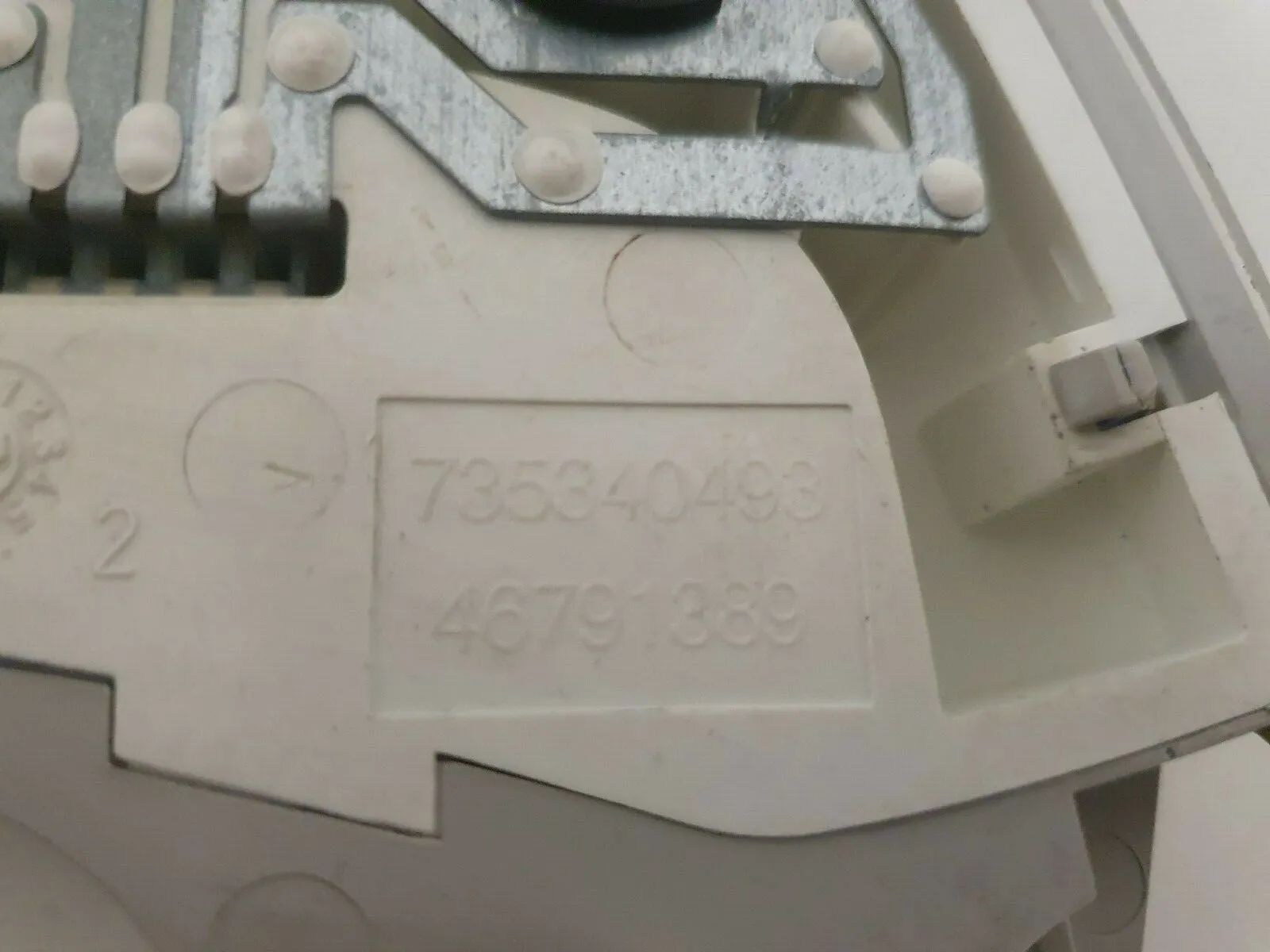 純正Fiat Stilo 192 ルームランプ 読書灯 46791389 735340493 マルチワゴン