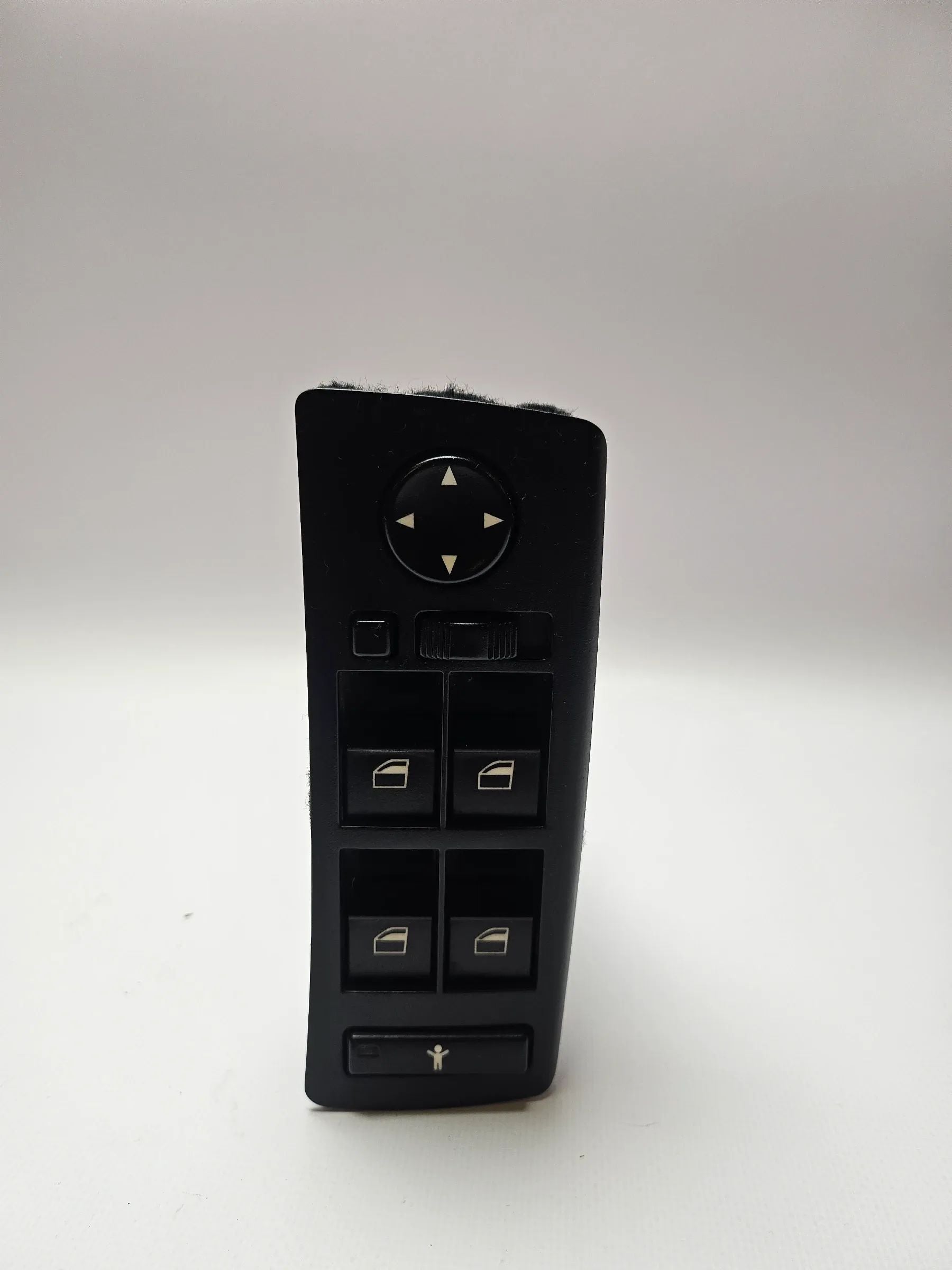 Orijinal BMW X5 E53 2000 Ön Sol Elektrikli Cam Kaldırma Anahtarı 6907498