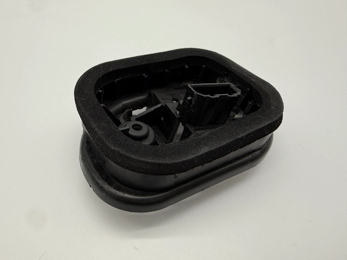 Original Seat Ibiza 3 III (6L1) Rear Light Lamp Holder Right 6L6945258