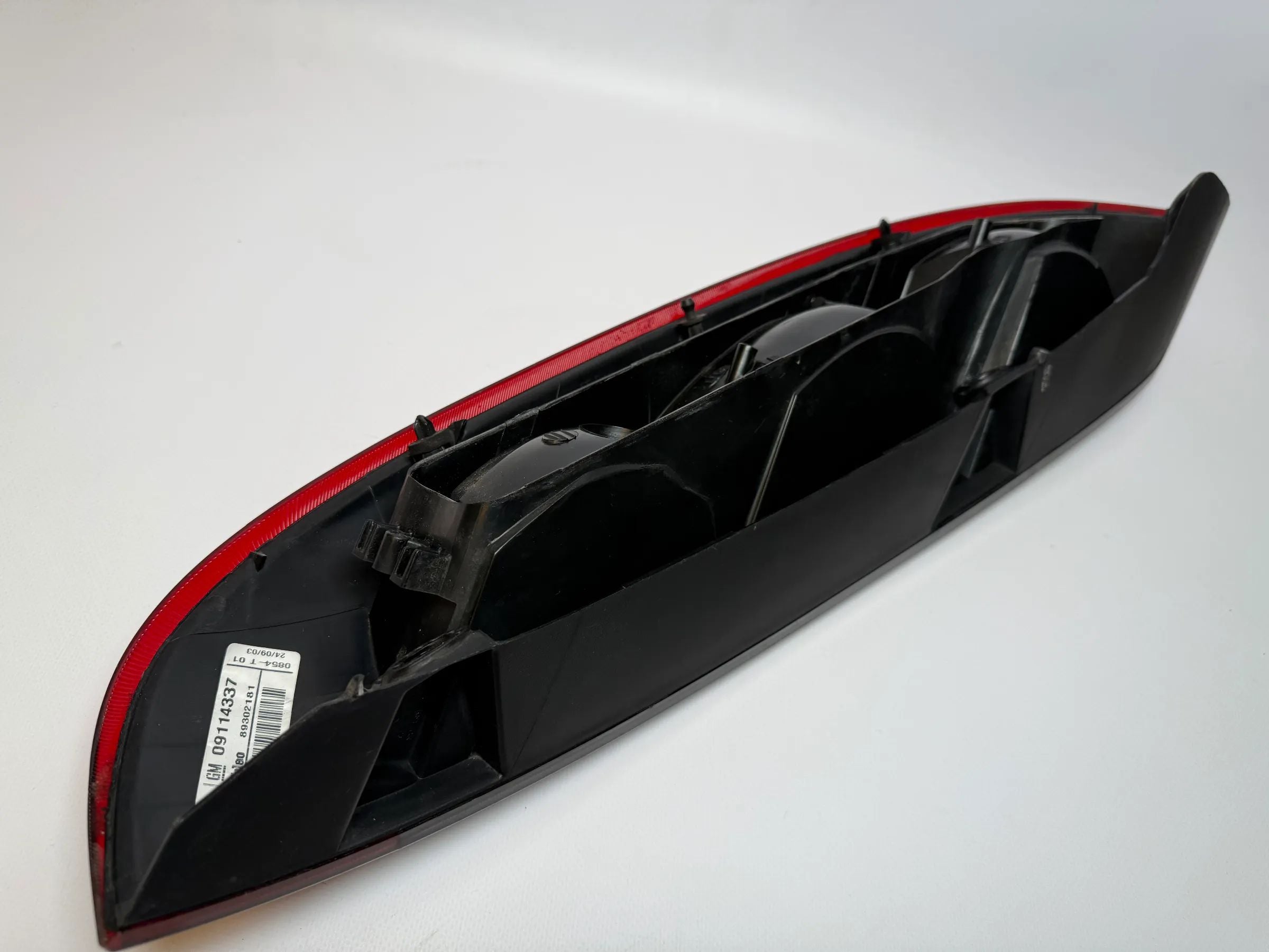 Original Opel Corsa C X01 rear light, right Valeo 09114337 89302181 