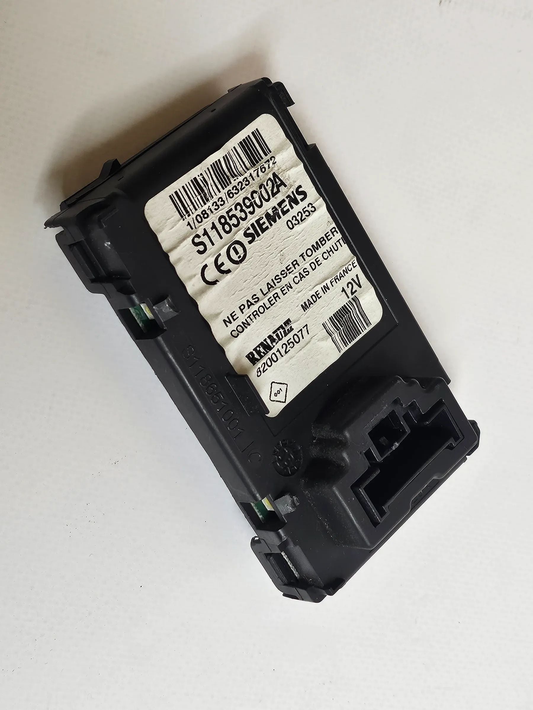 Oryginalny czytnik kart do Renault Scenic 8200125077