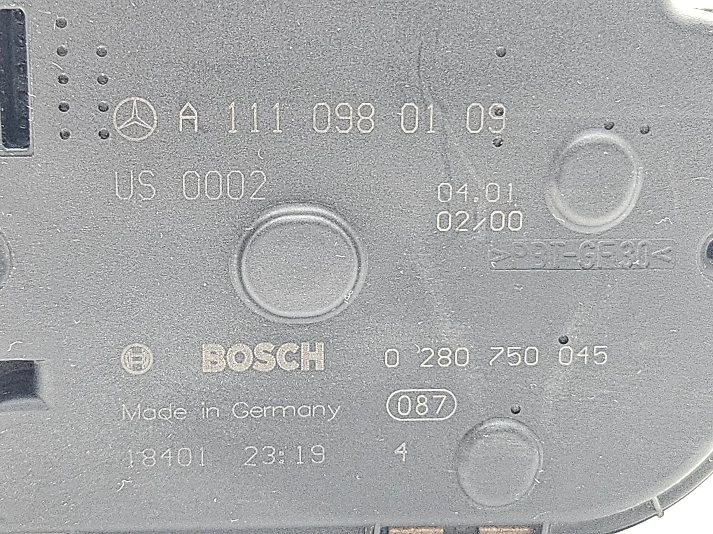 Original Mercedes-Benz W204 CL203 A208 W211 Corpo farfallato A1110980109