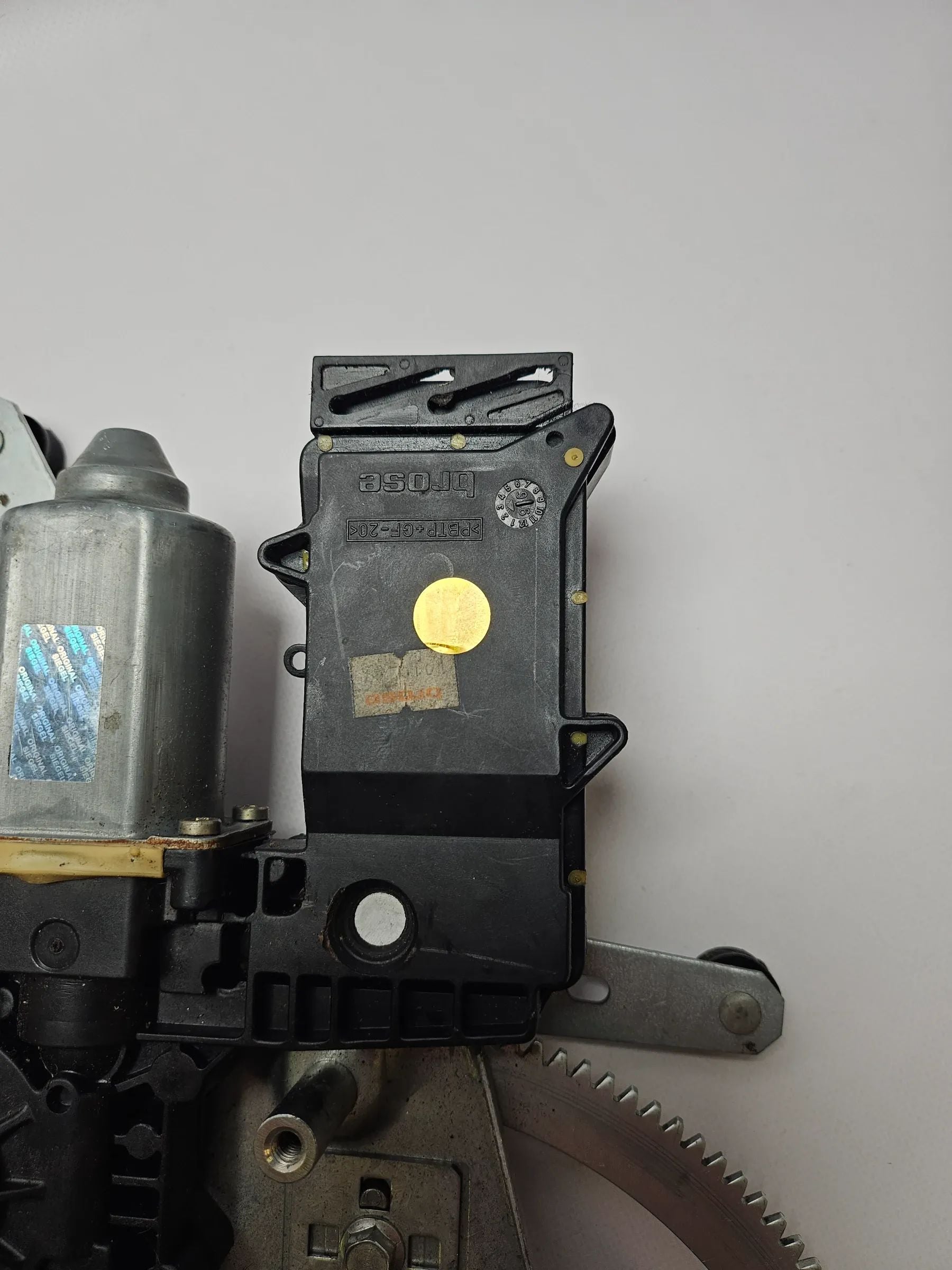 Oryginalny VW GOLF III CABRIO (1E7) Elektryczna Podnośnik Szyby Prawy Tył 1E0847272C