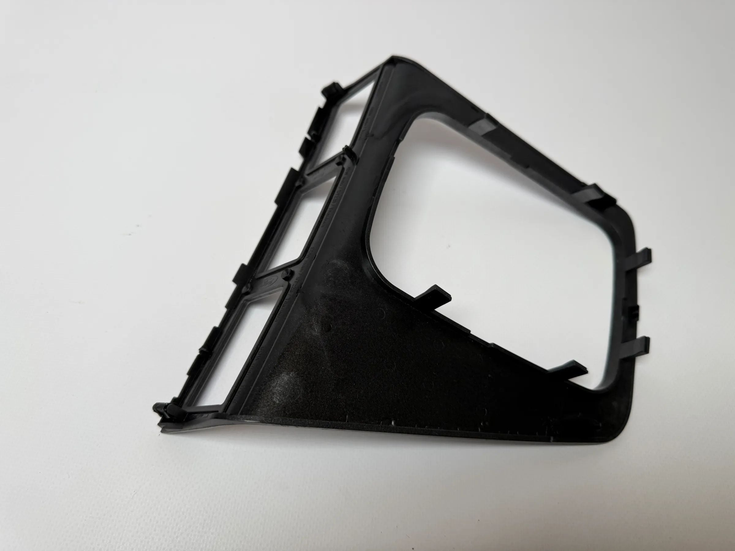 Original Ford Mondeo III B5Y/B4Y/BWY gearshift frame cover trim 5S71A045H77 